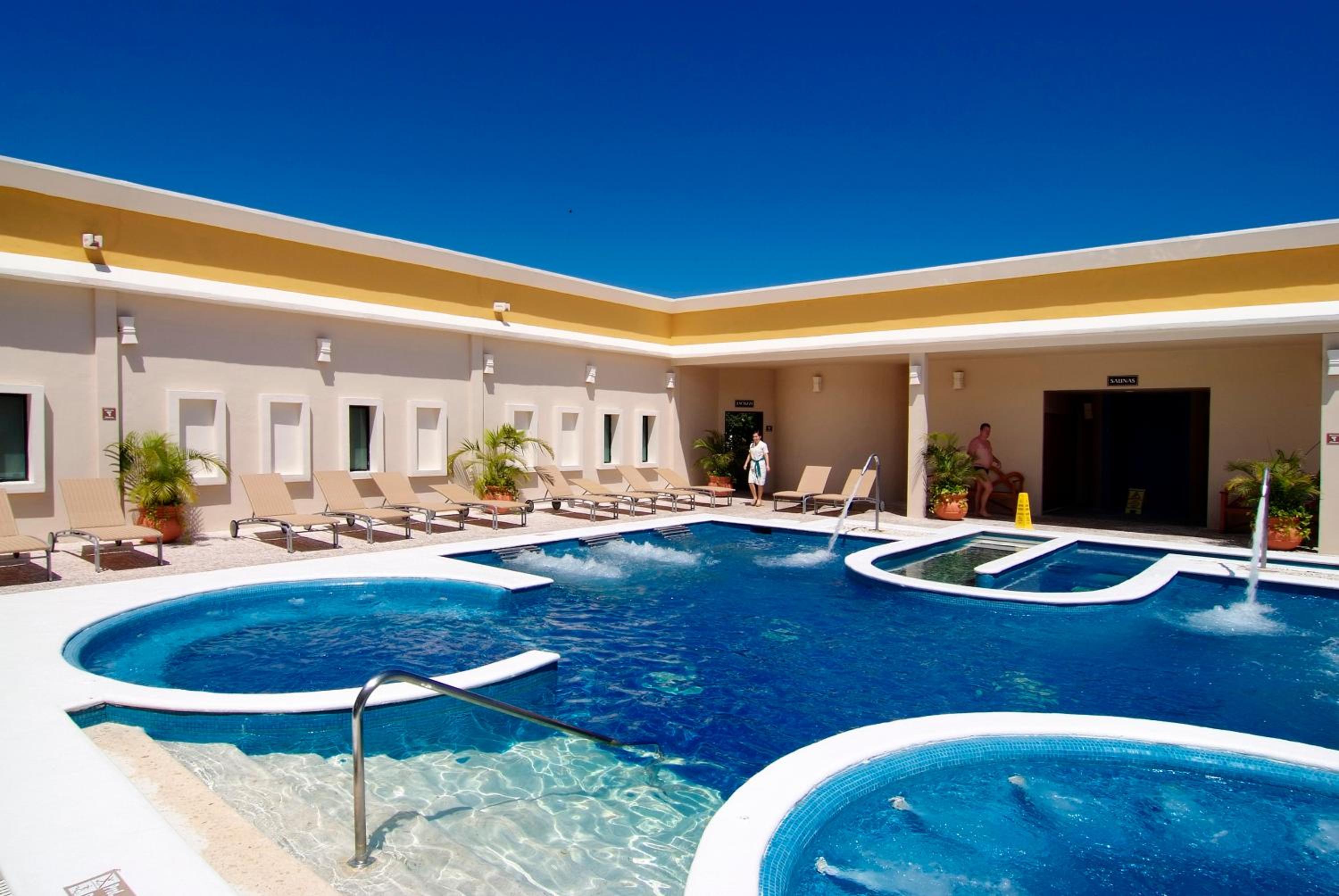 Sandos Caracol Nature Resort & Water Park All Inclusive 24