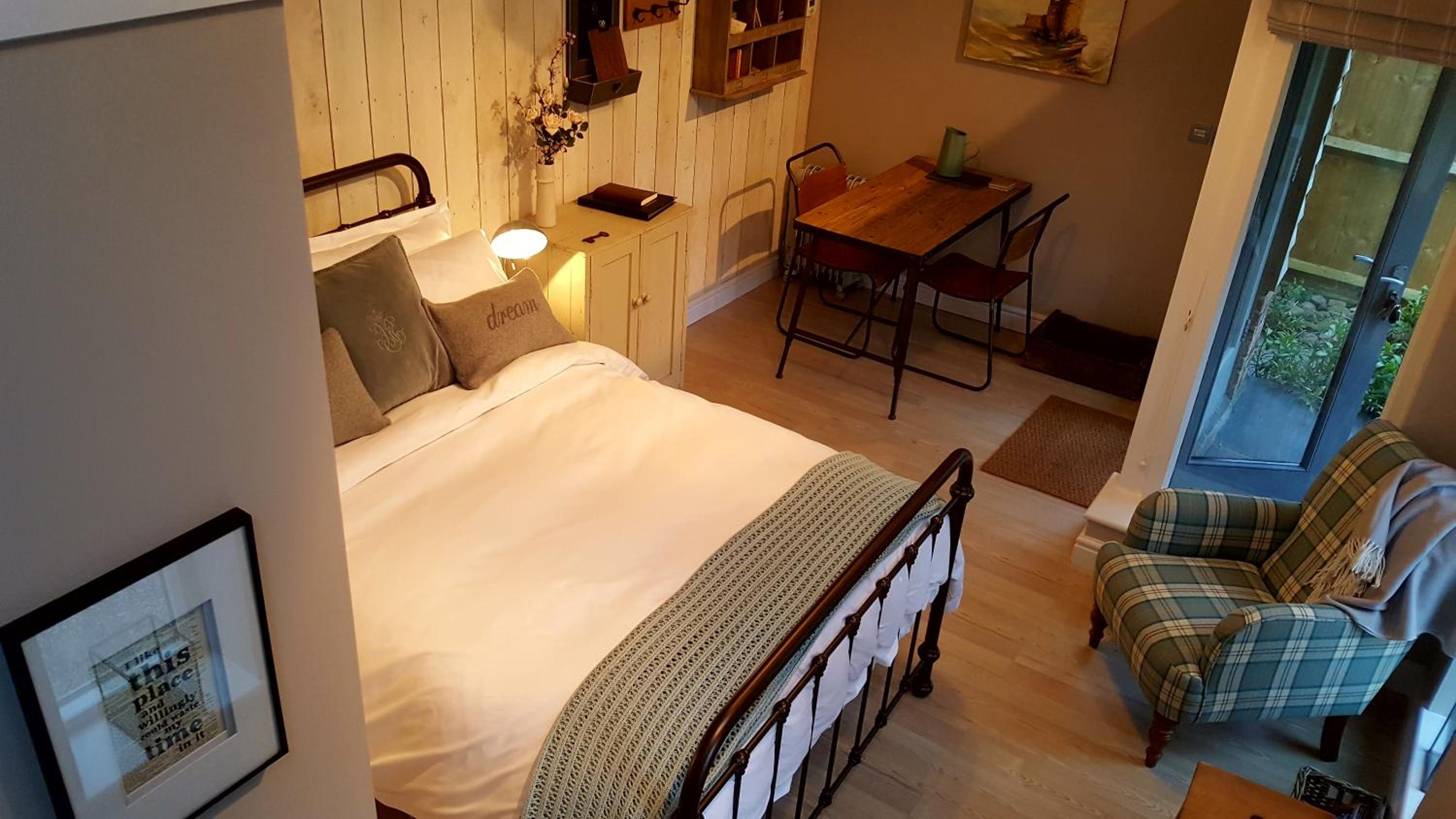 The Dorm Bed and Breakfast
