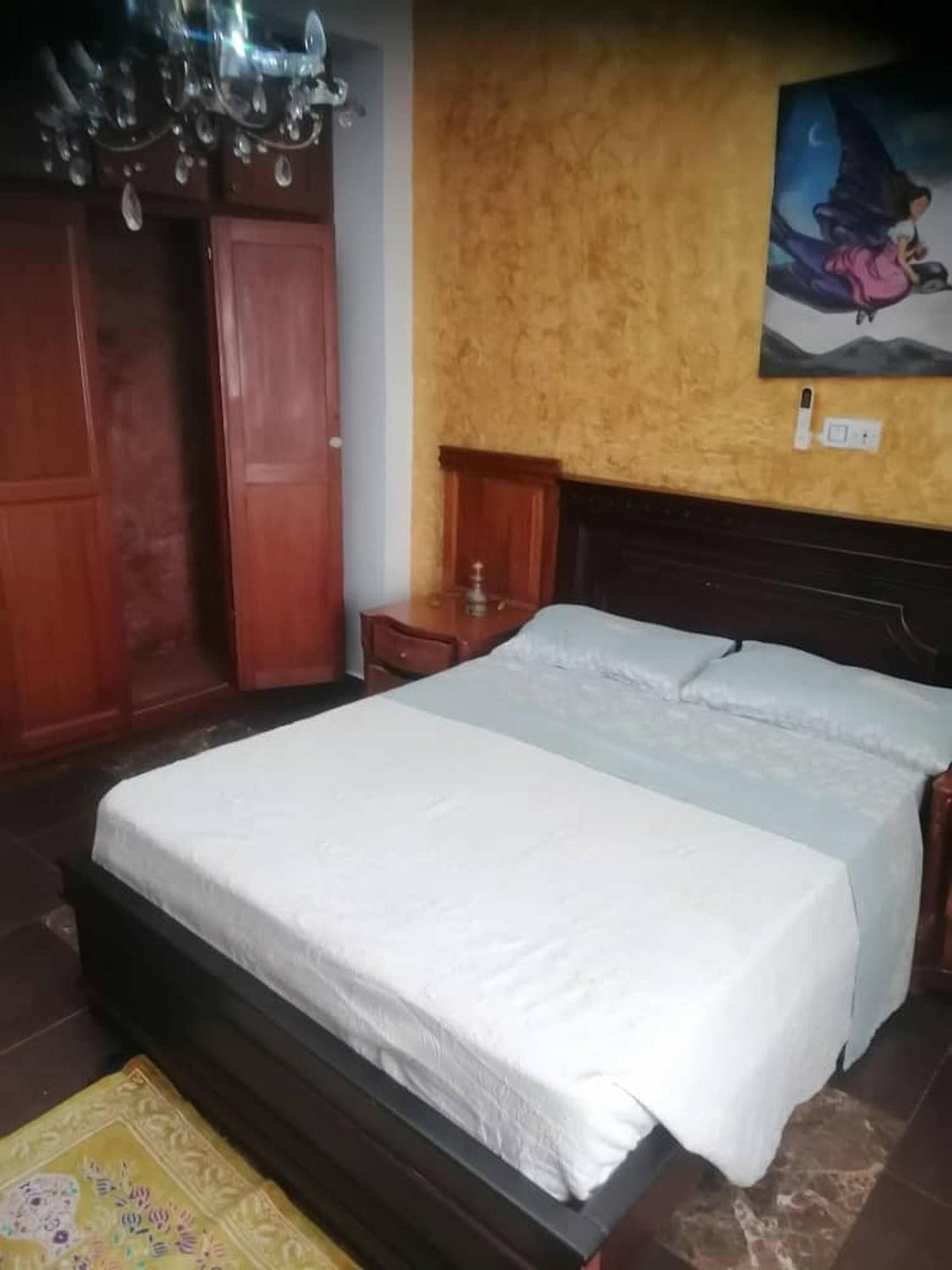 Maison Blanche Biteng