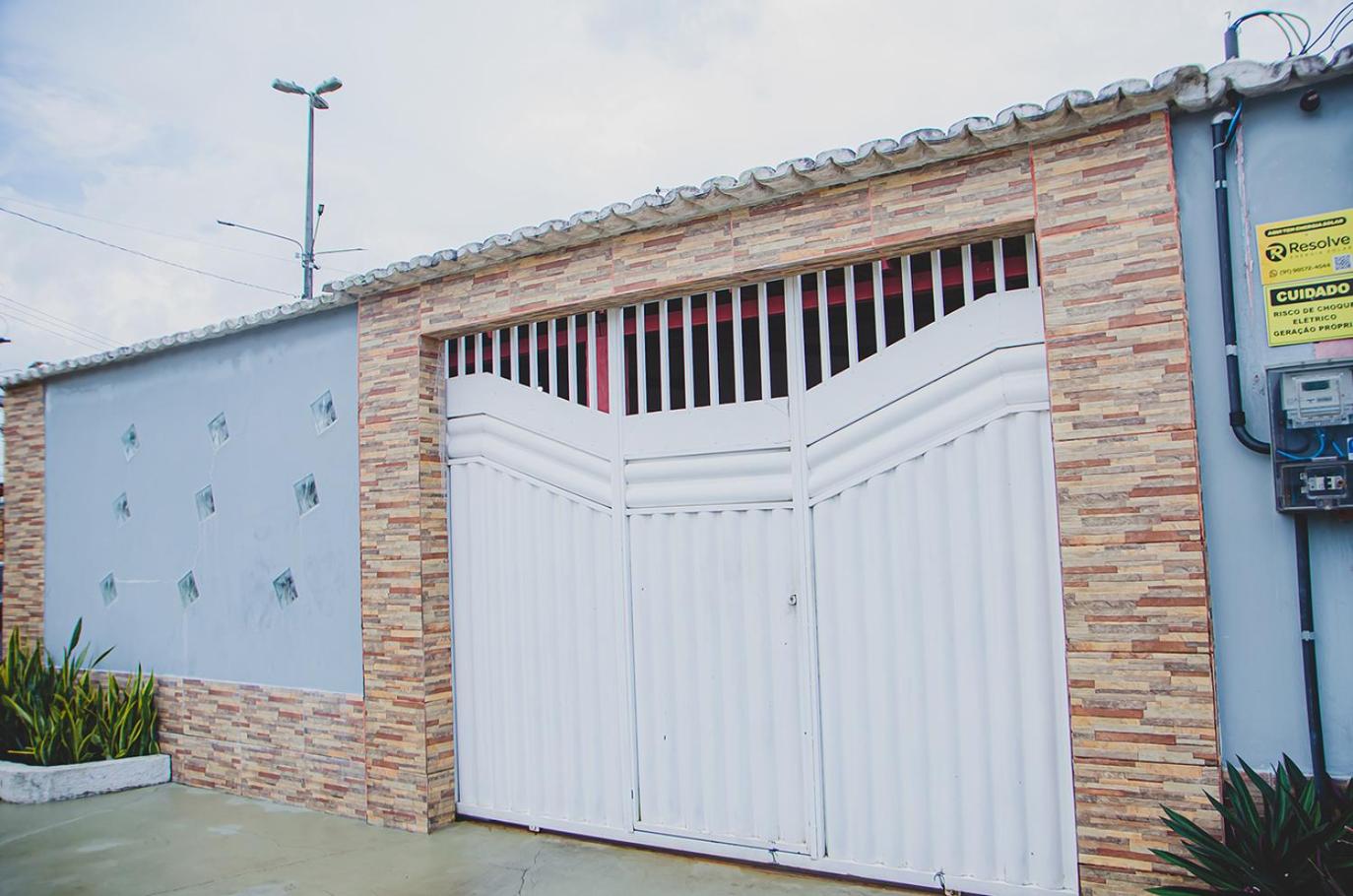 Casa Pet Friendly em Condominio c Vaga em Marituba