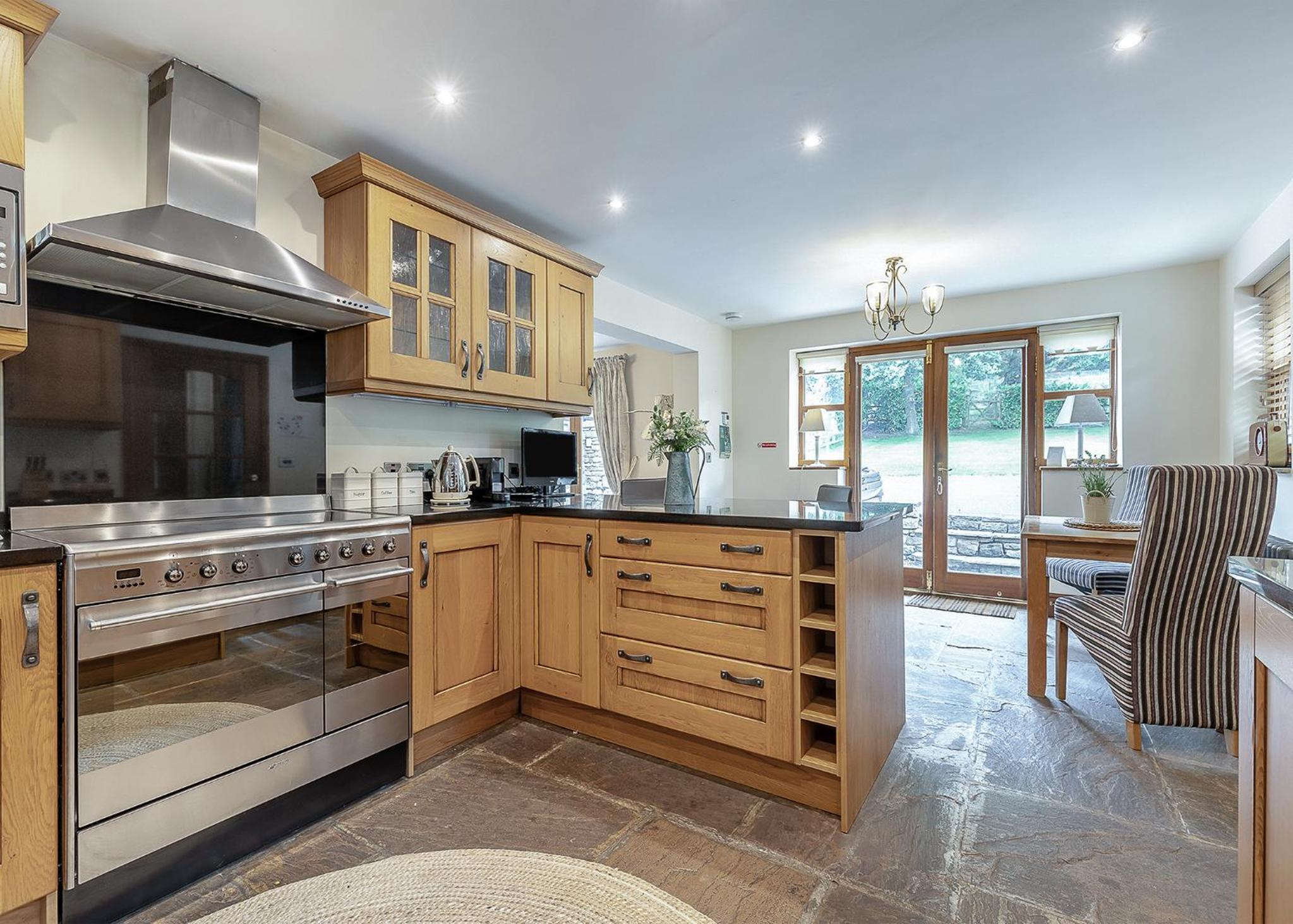 Charlesworth Lodges
