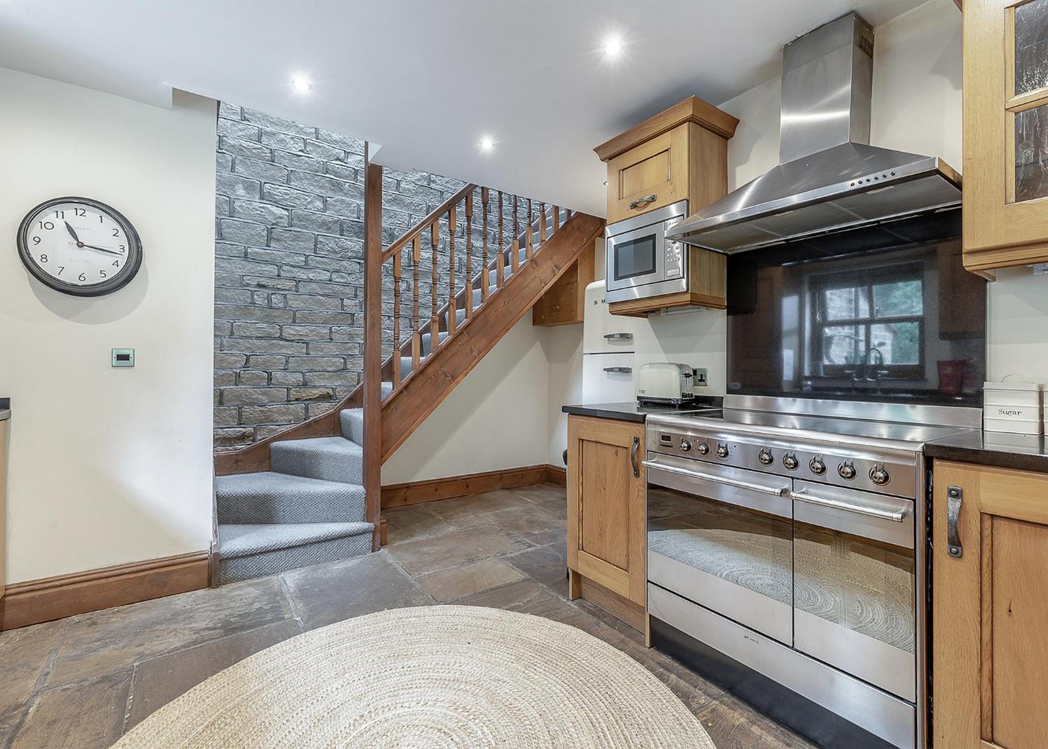 Charlesworth Lodges