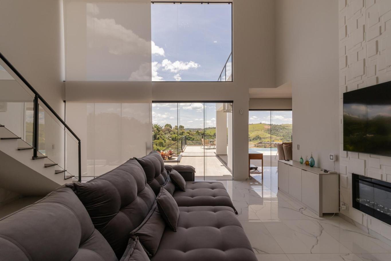 Casa Alto Padrao com Piscina, Sauna e Vista