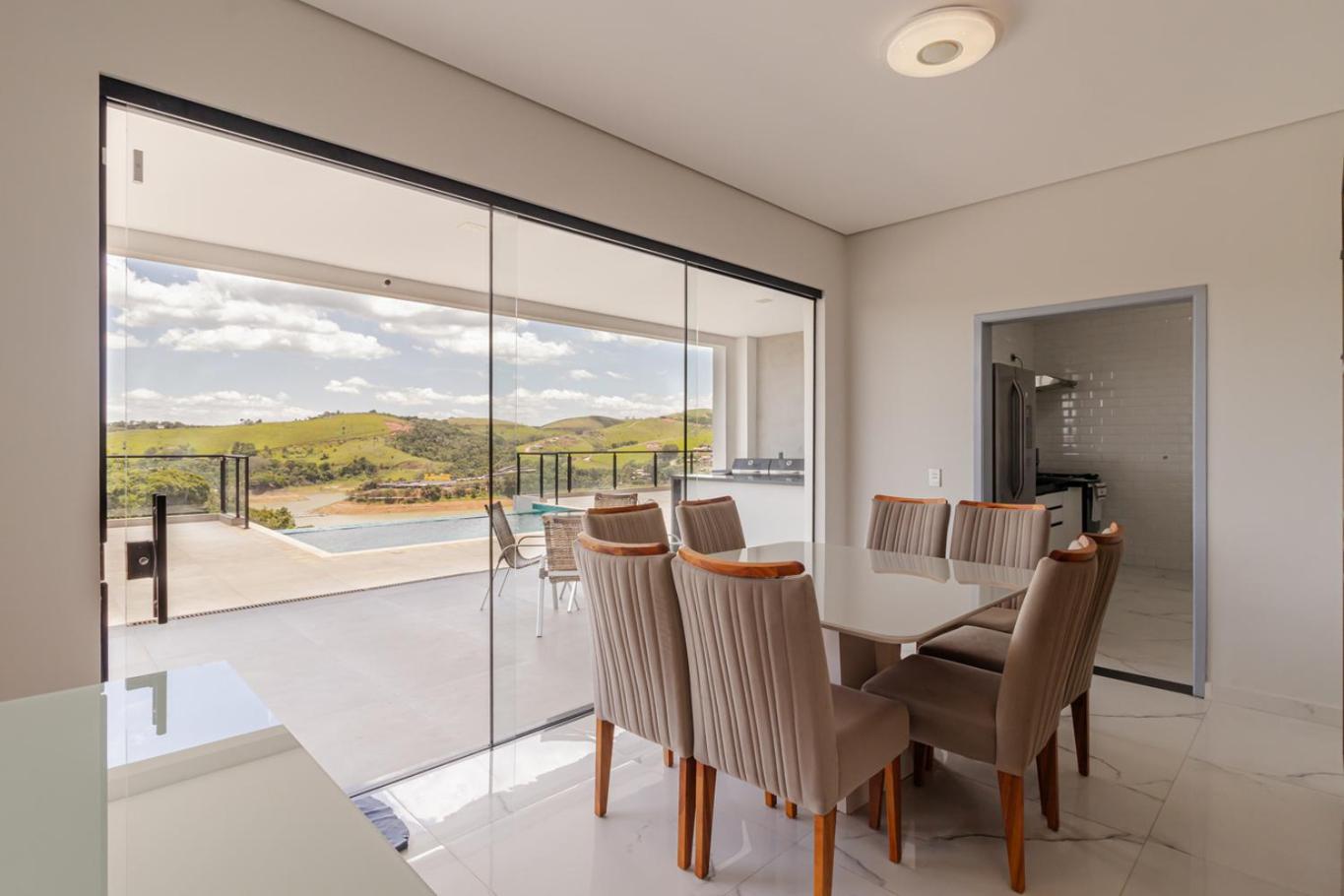 Casa Alto Padrao com Piscina, Sauna e Vista