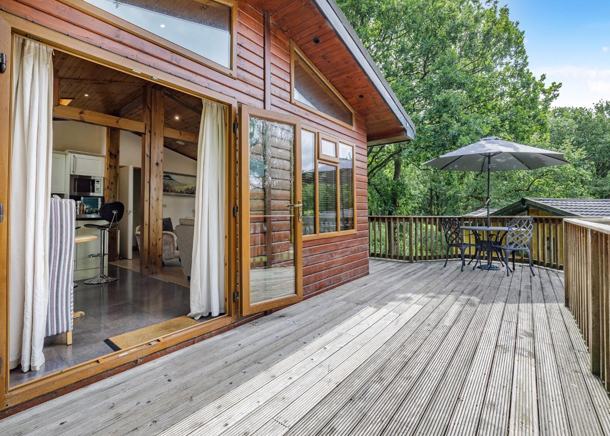 Charlesworth Lodges