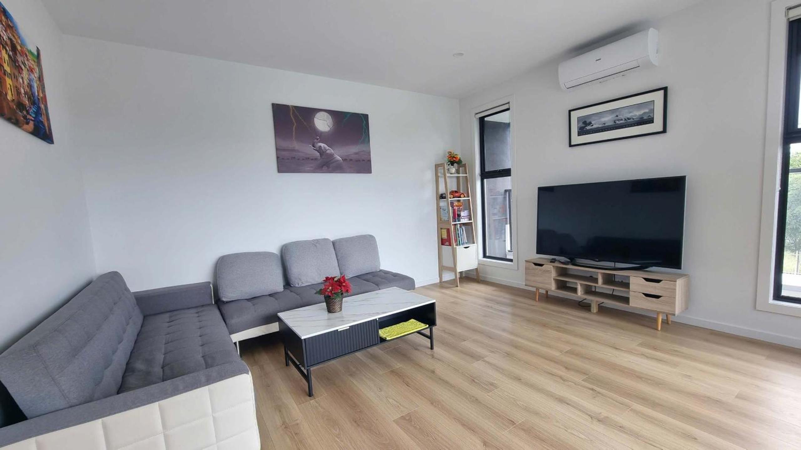 Brand new townhouse in Braybrook