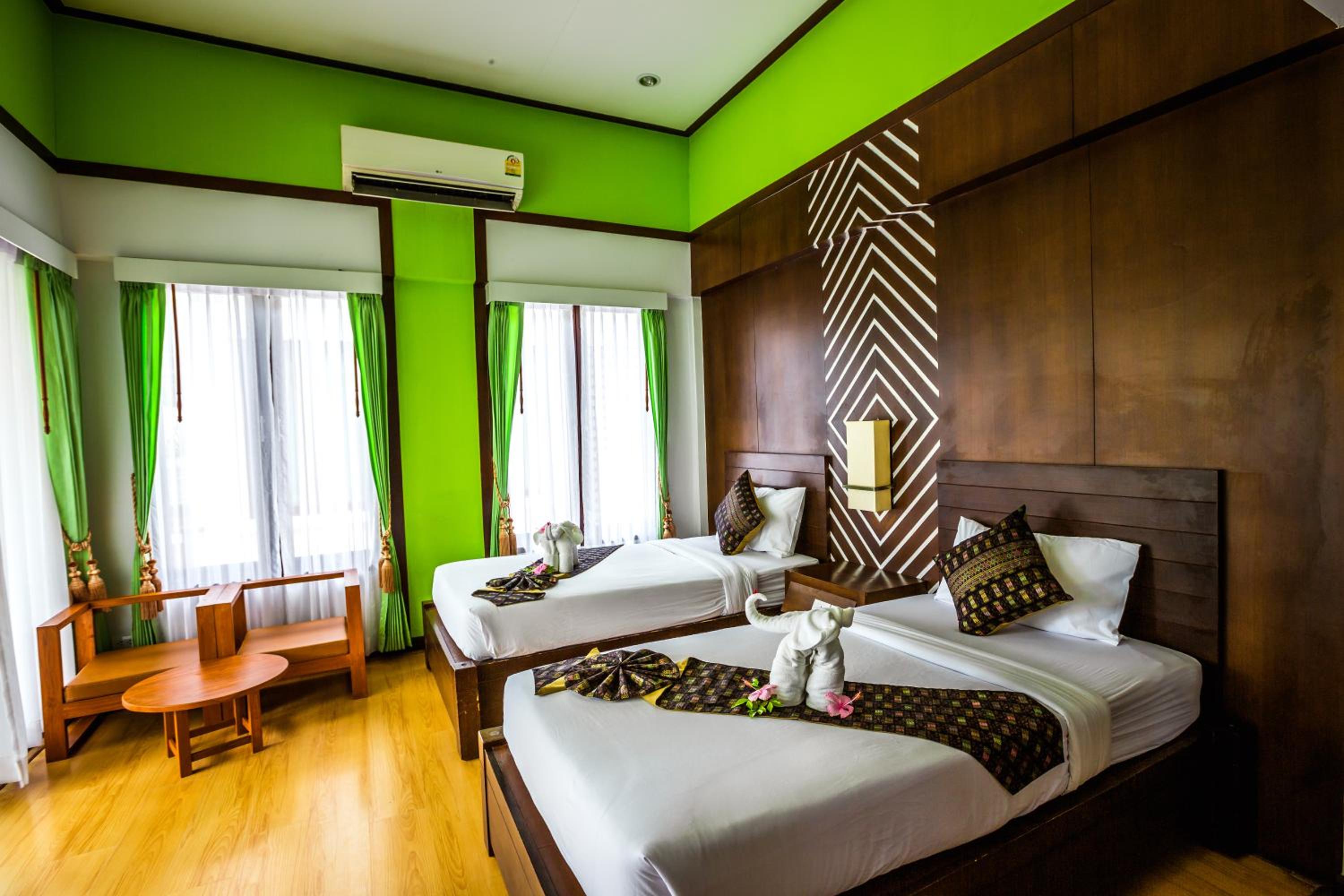 Phi Phi Andaman Beach Resort - Курорт Фи-Фи Андаман на пляже — photo 5