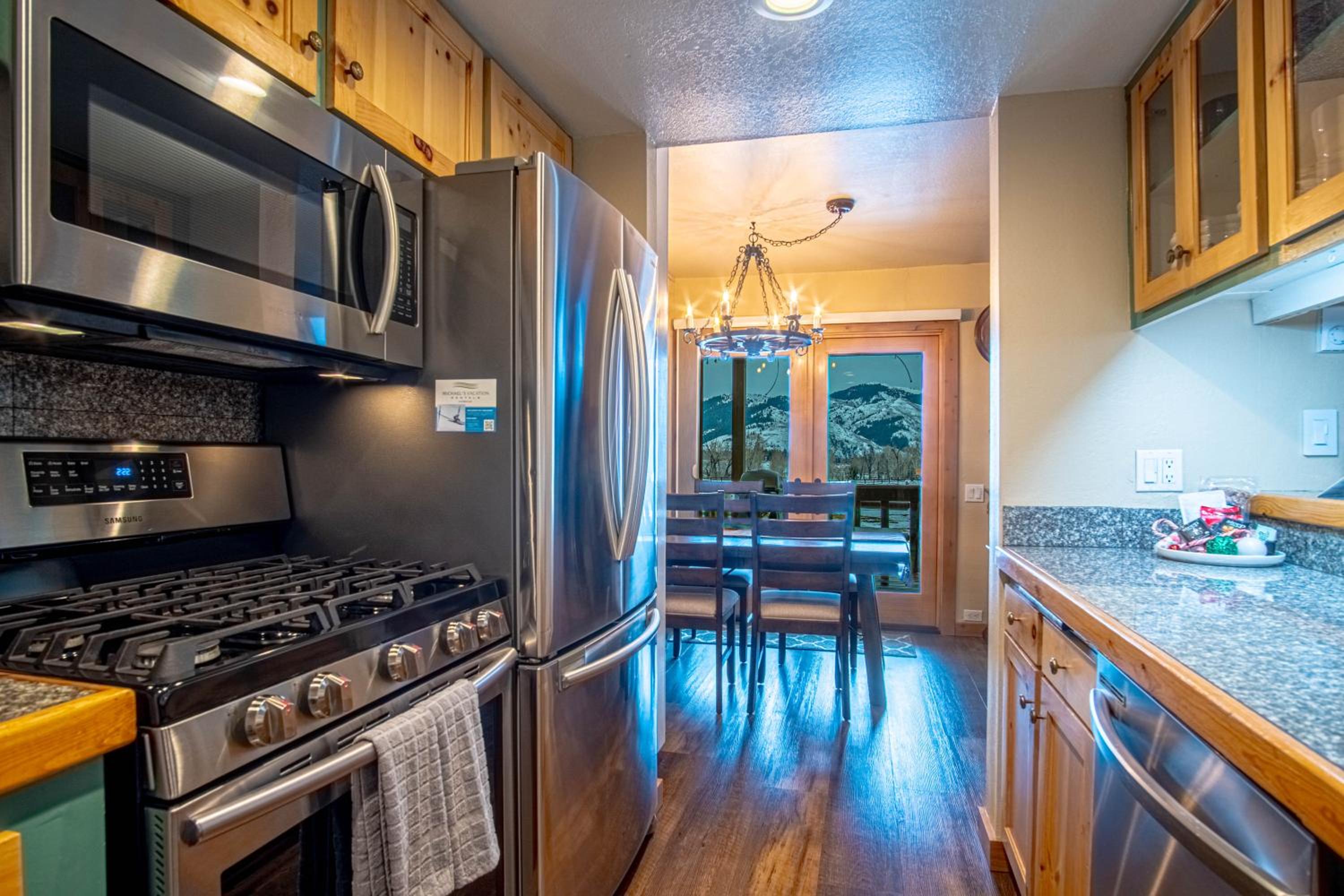 SV131 - Walk to Lifts & Town - Hot Tub & Pool