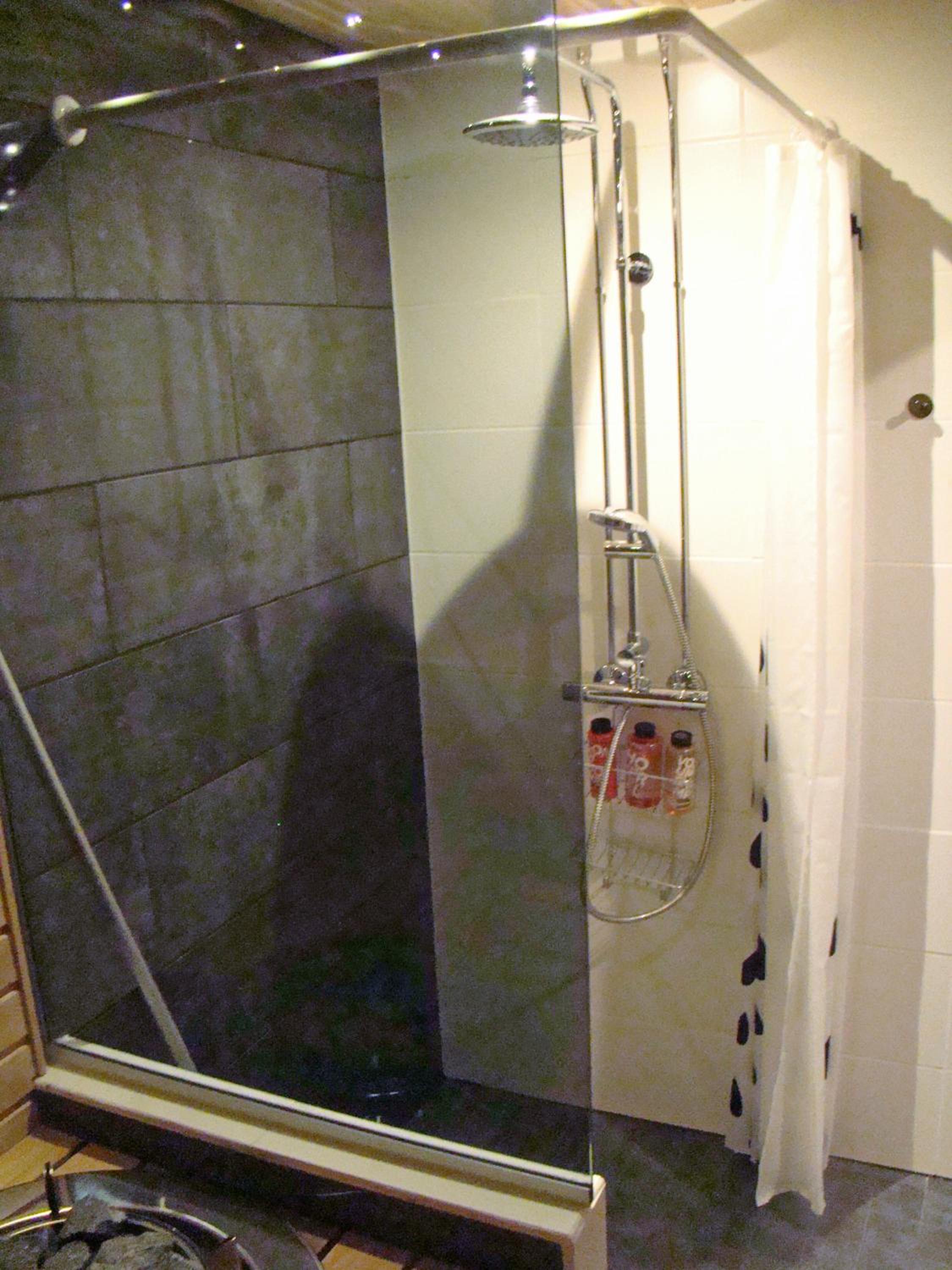 Photo 29