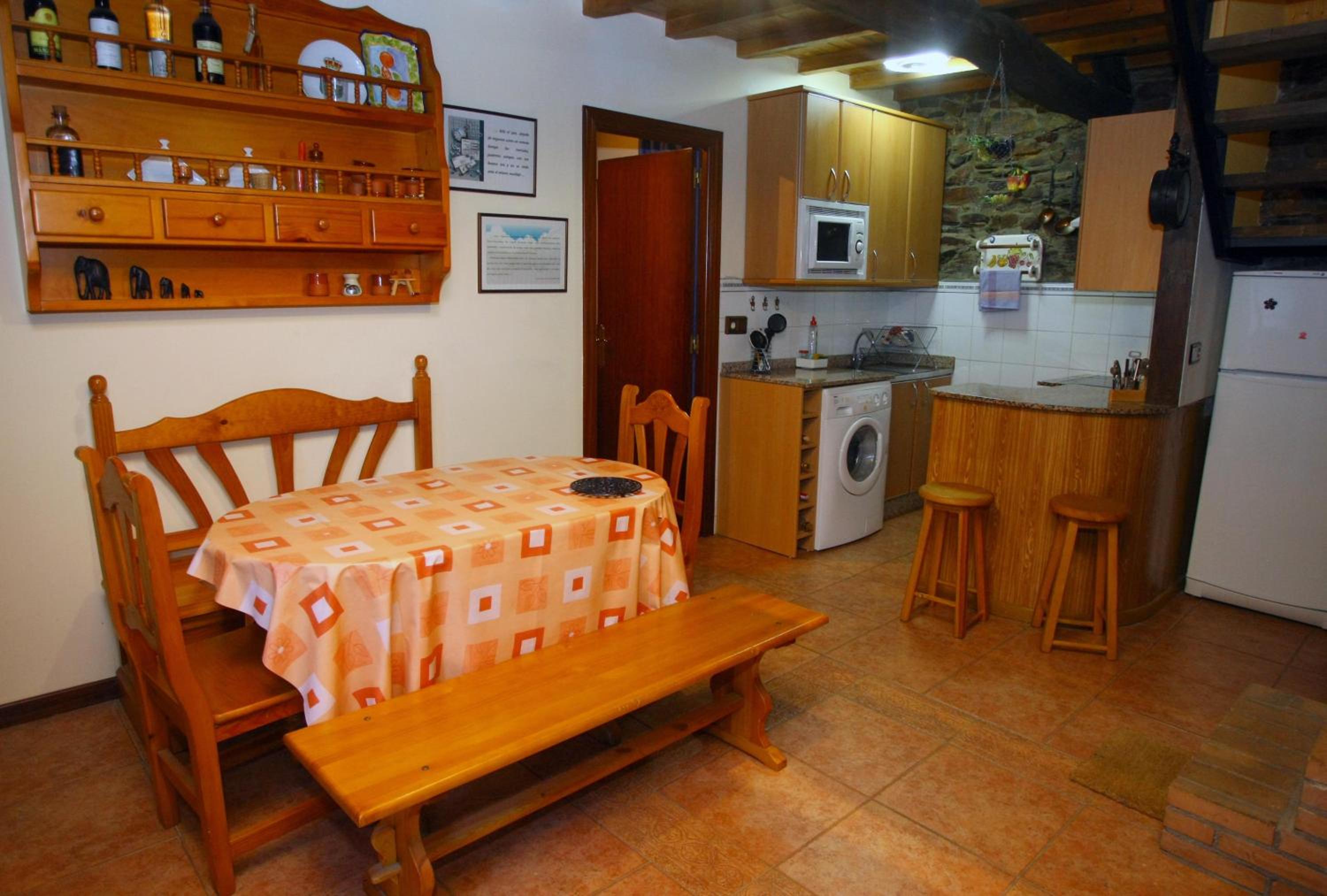 Casa de Abril 1 view 3