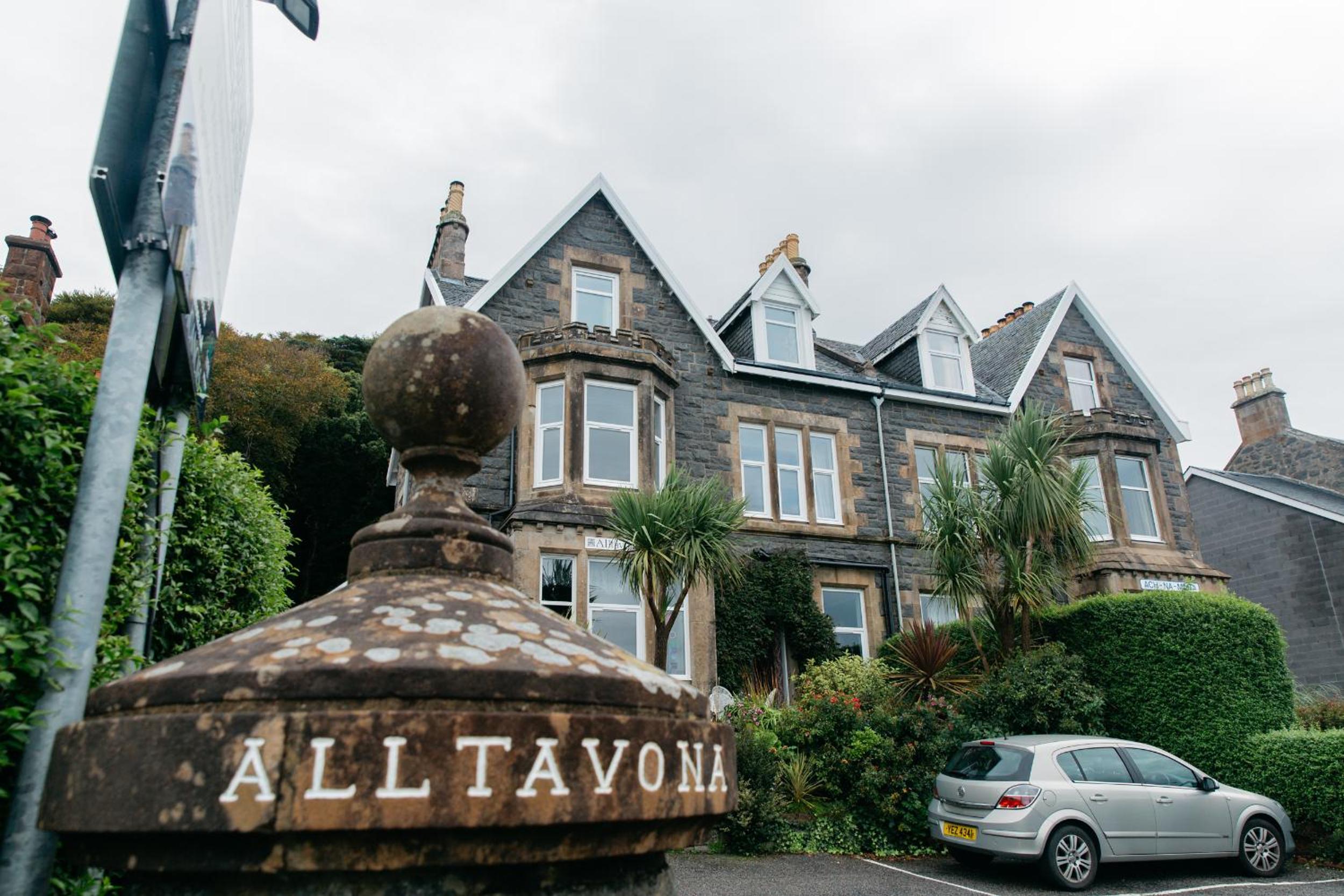 Altavona House