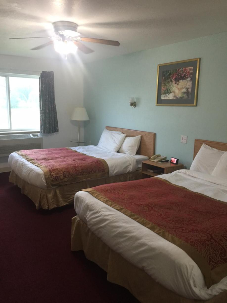 Villa Inn Motel view 3