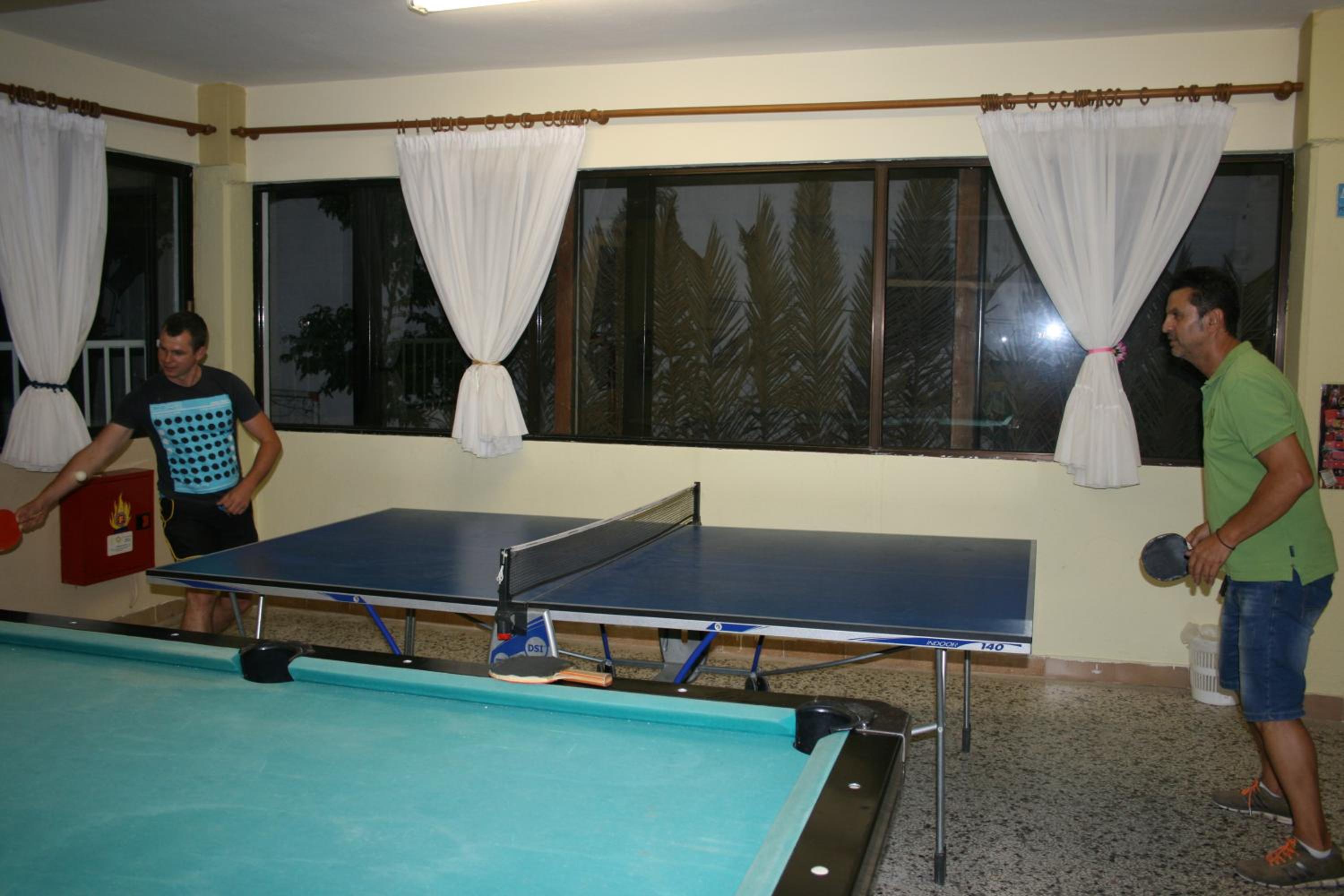 Dionisos Palms Apartments