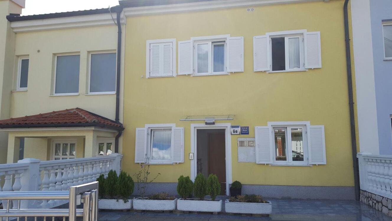 Haus Ella view 2