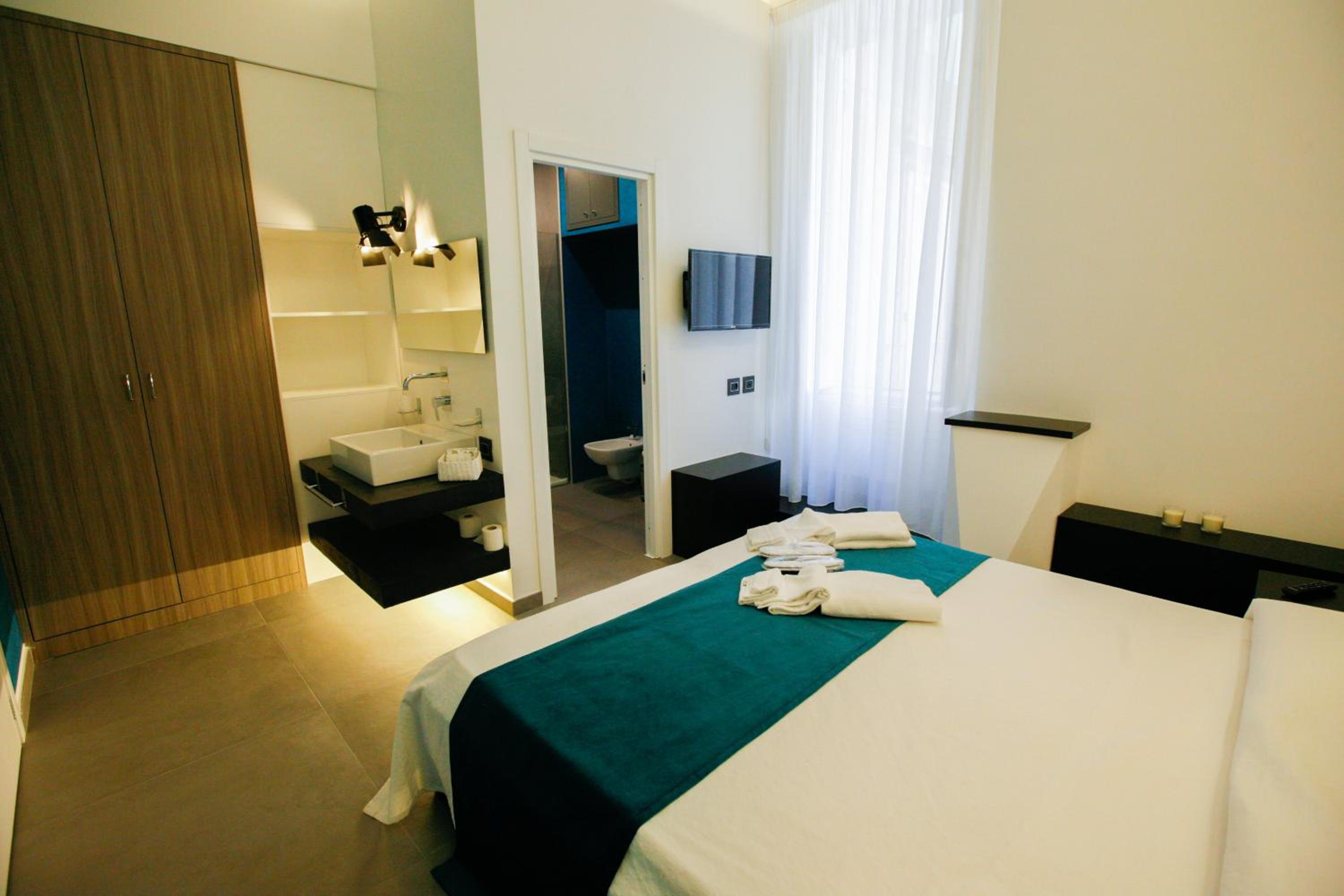 Relais Piazza Del Plebiscito B&B