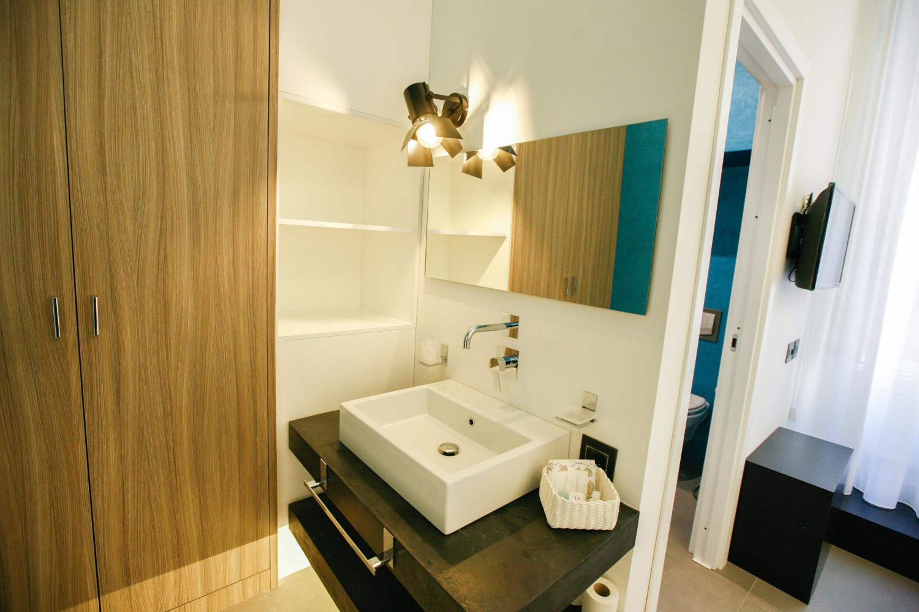 Relais Piazza Del Plebiscito B&B