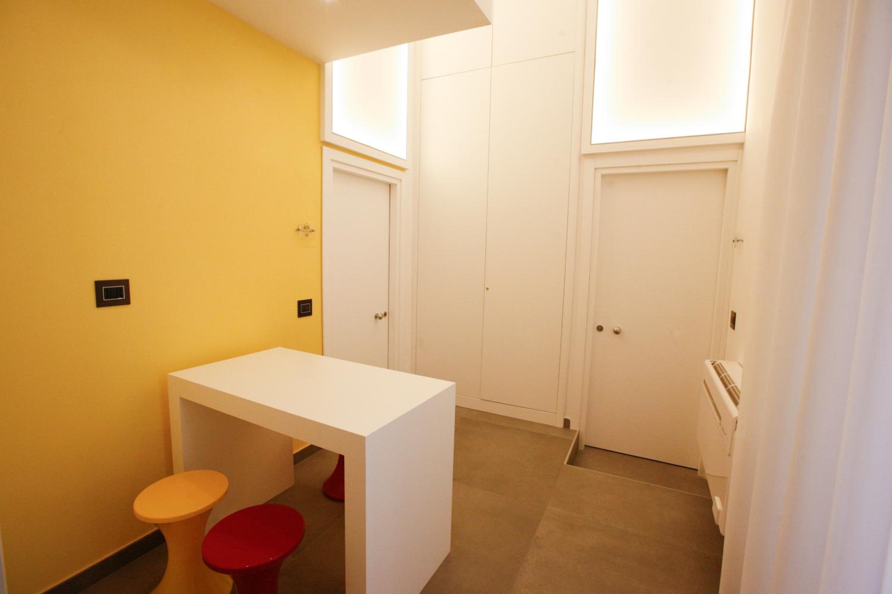 Relais Piazza Del Plebiscito B&B