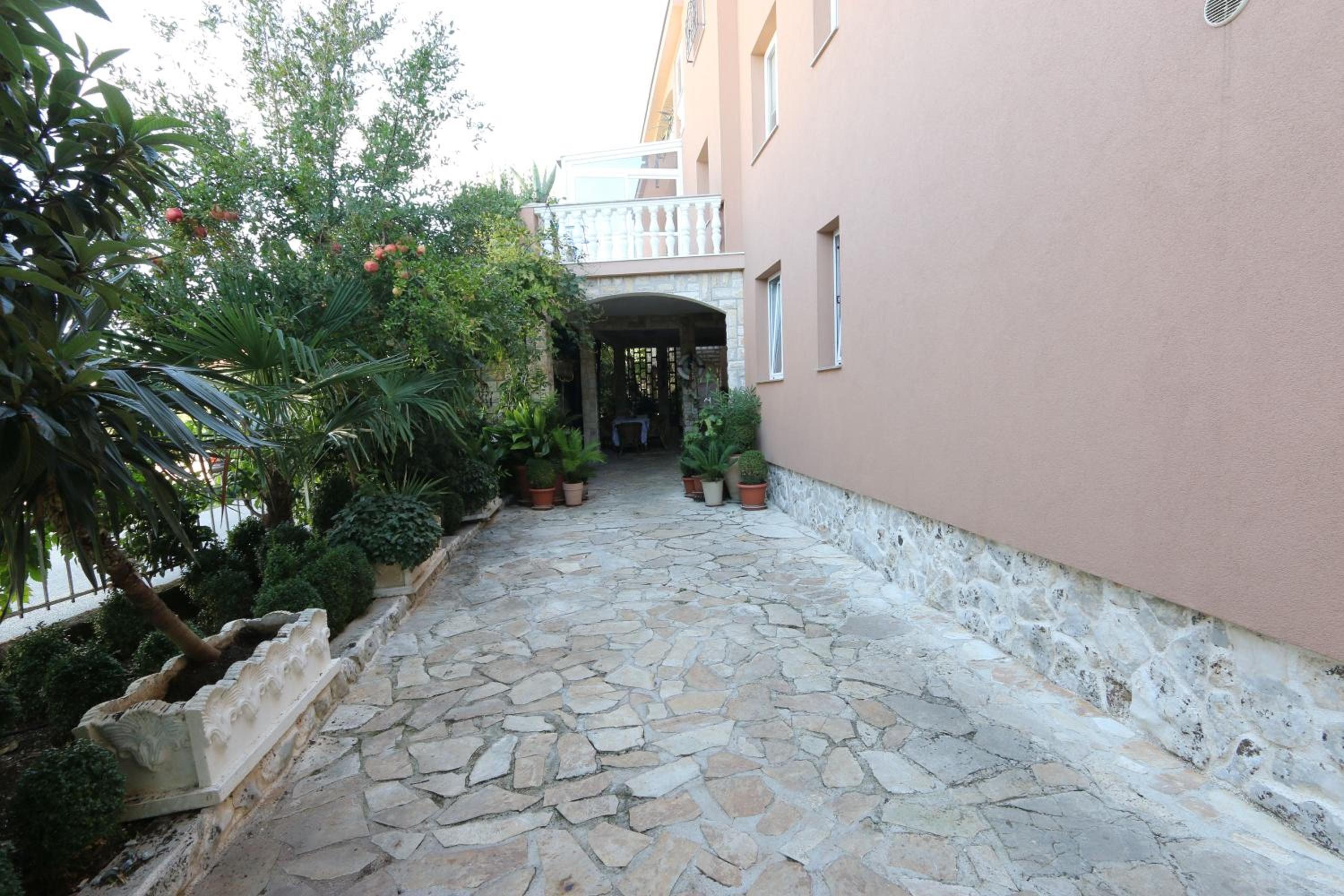 Apartments Moreta view 3