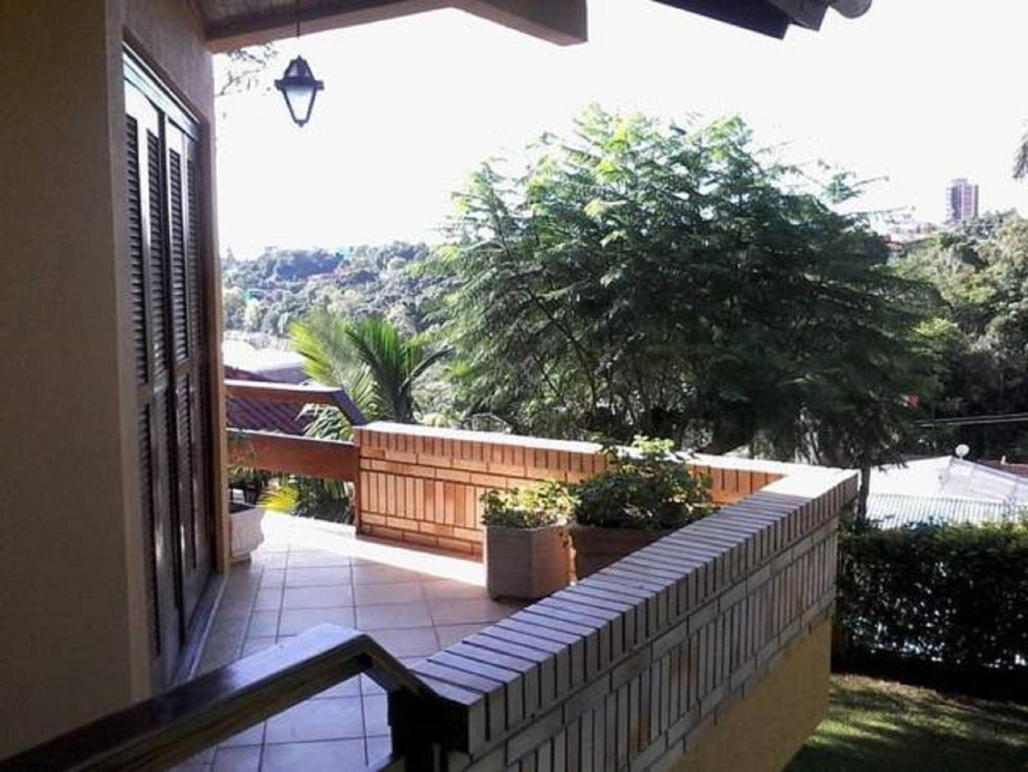 Casa das Palmeiras + Quiosque