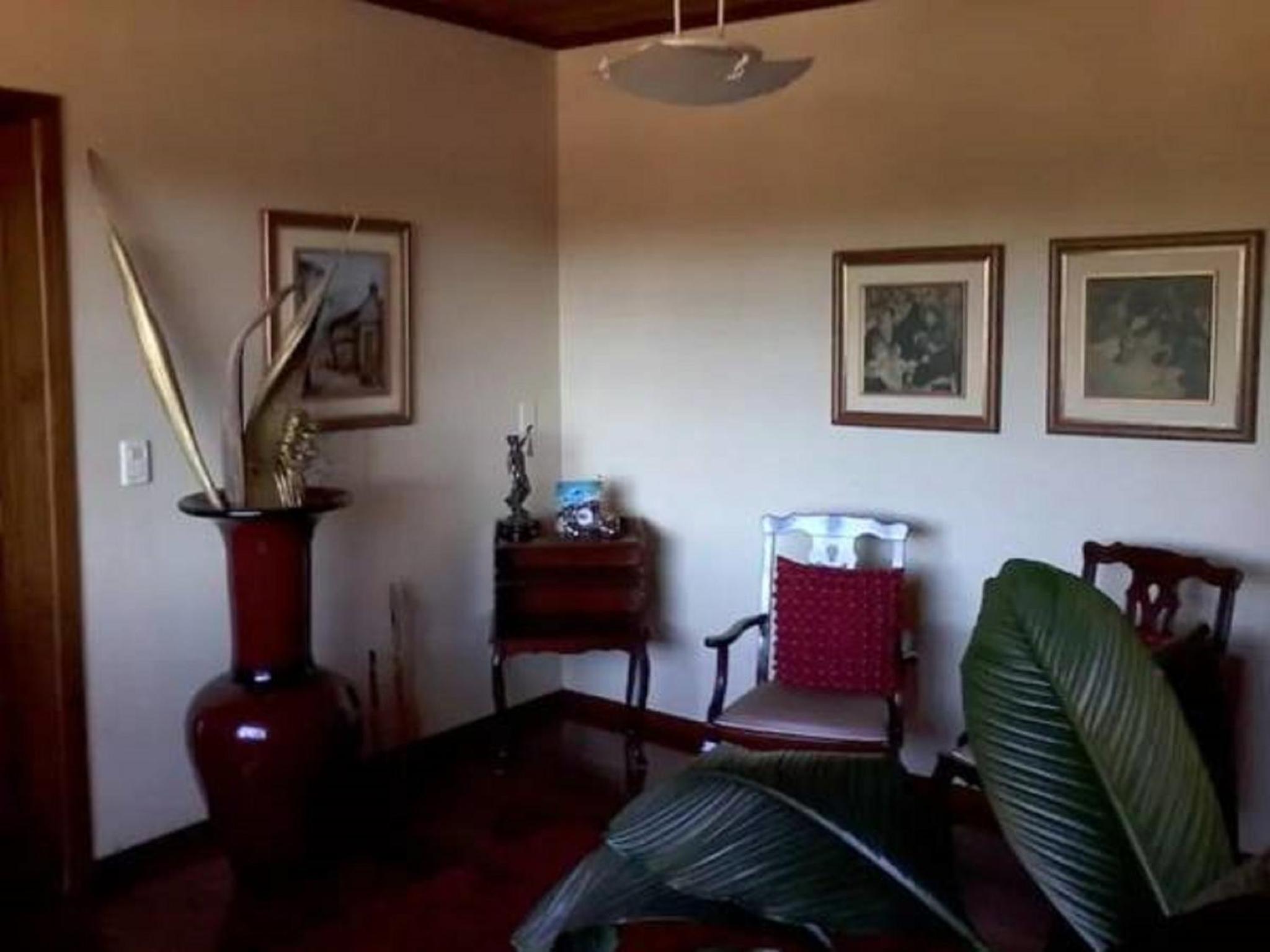 Casa das Palmeiras + Quiosque