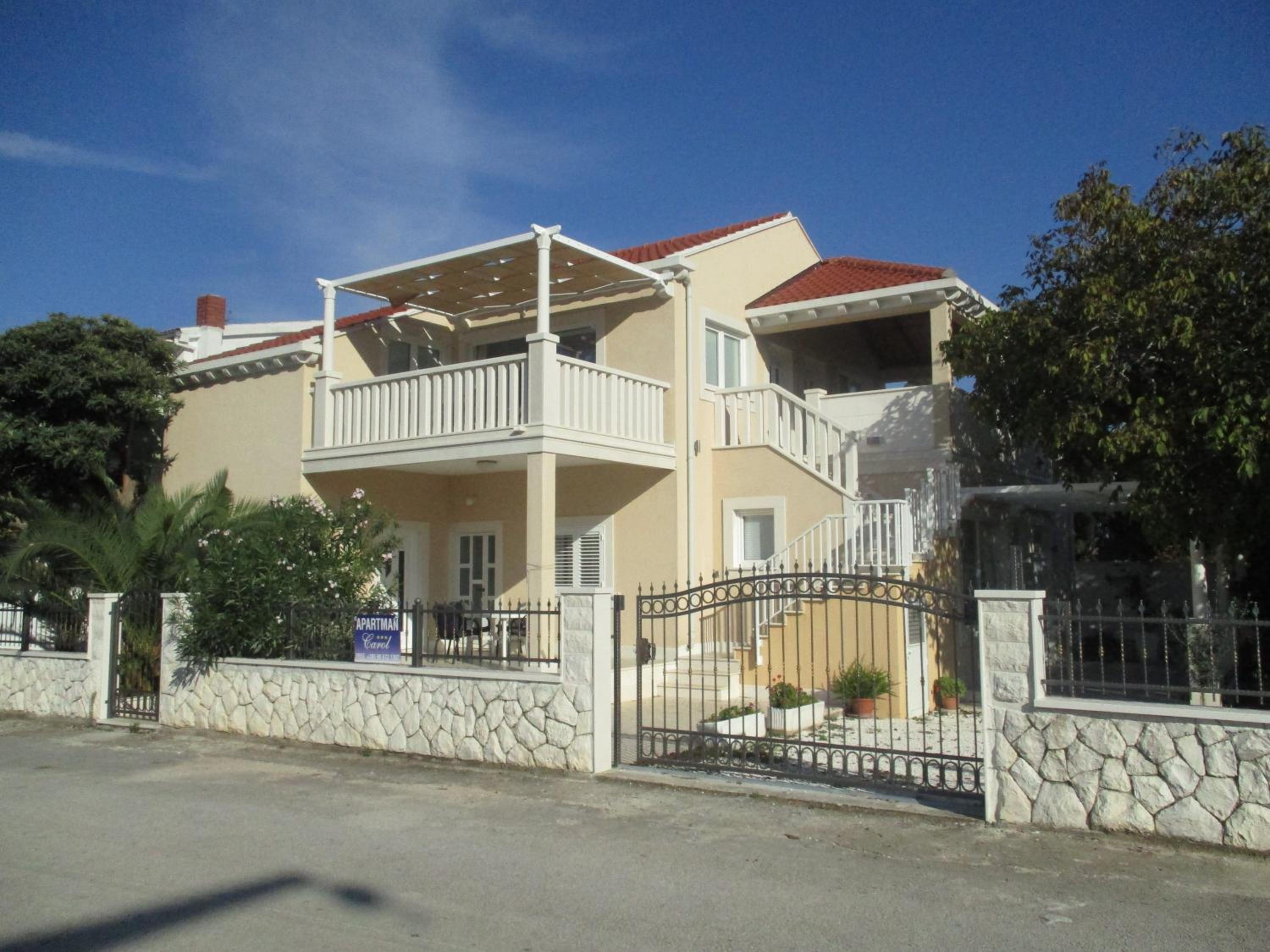 Apartments Carol view 3