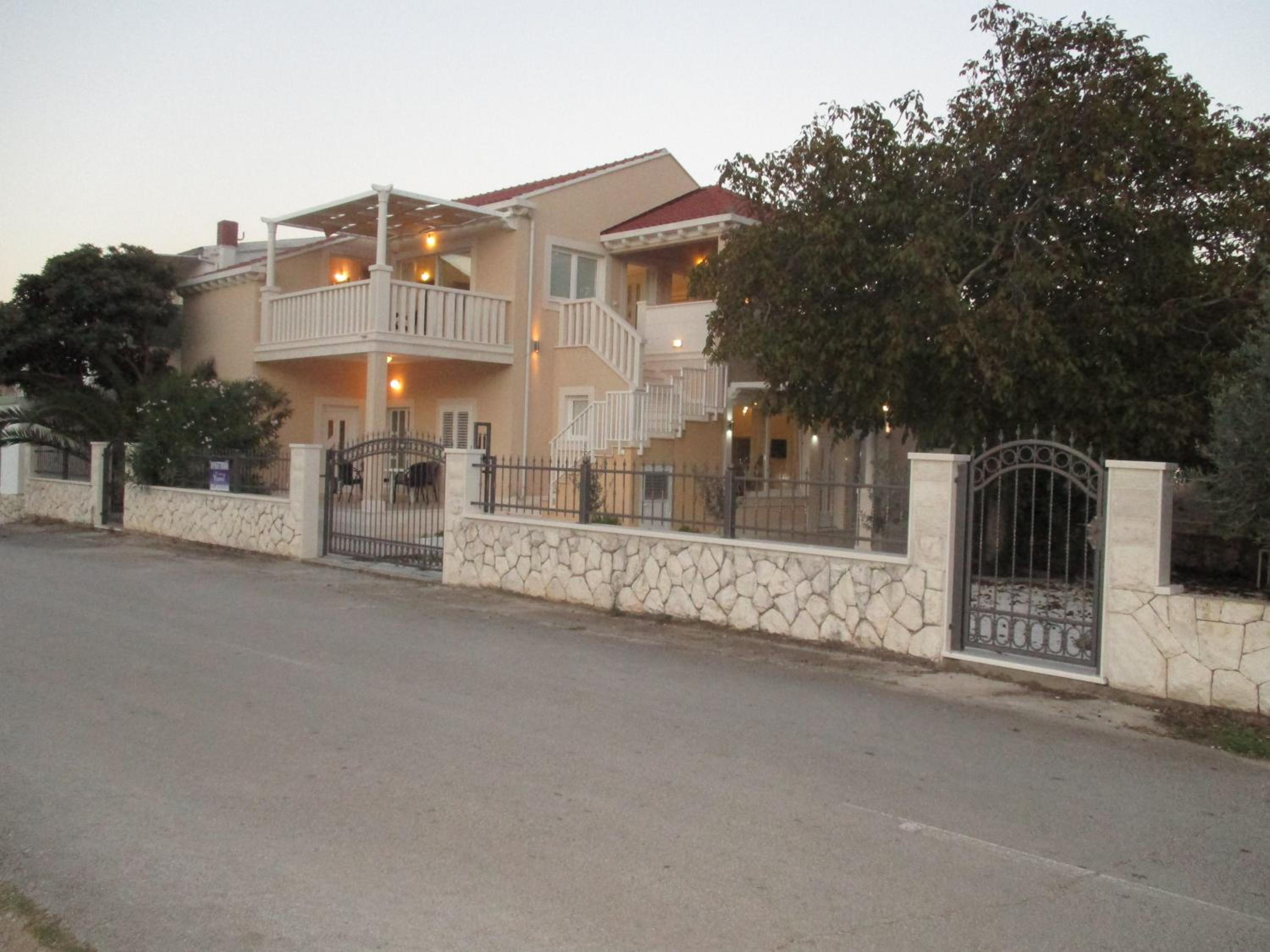 Photo 41