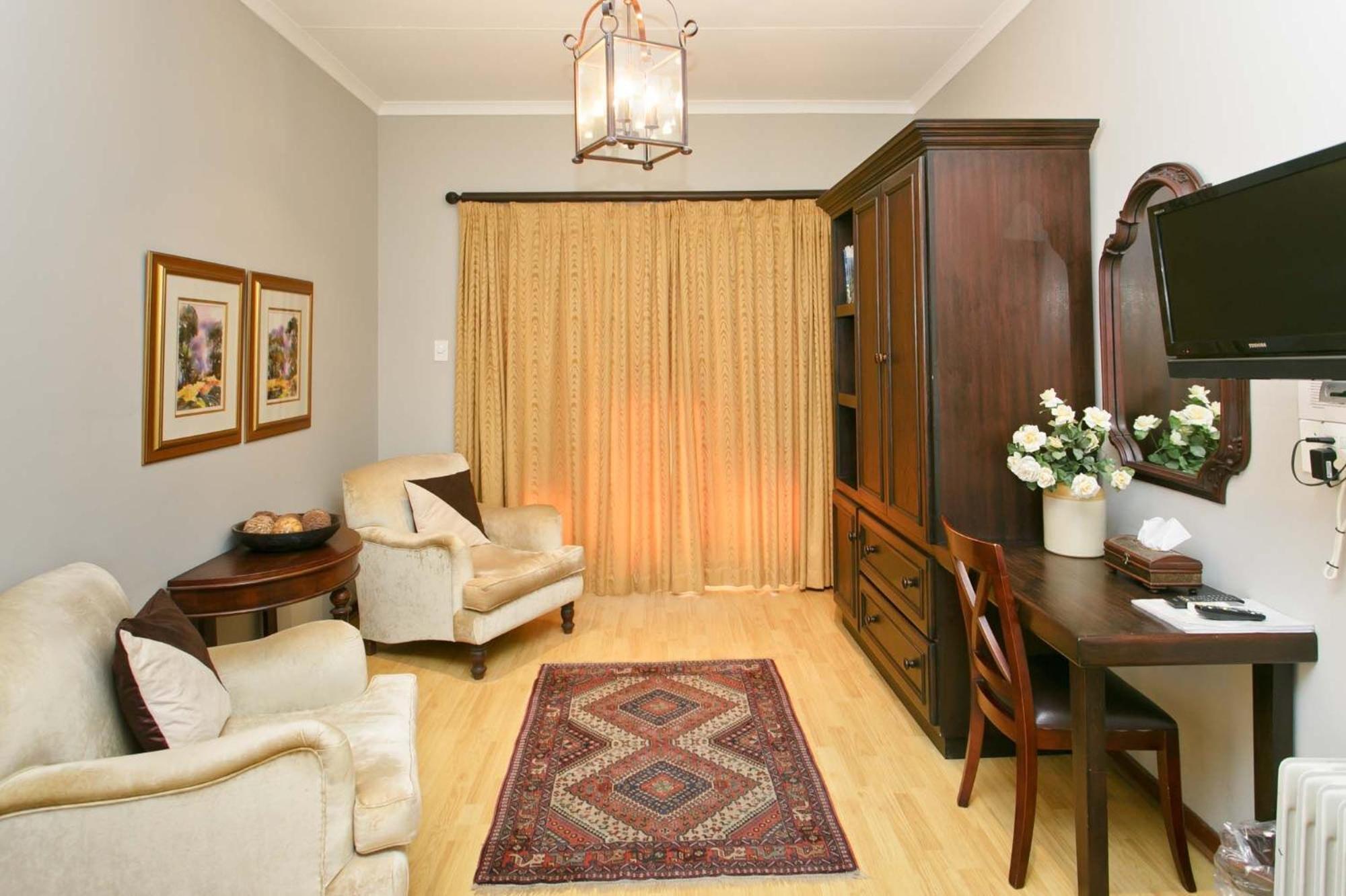 Beaufort Manor Country Lodge