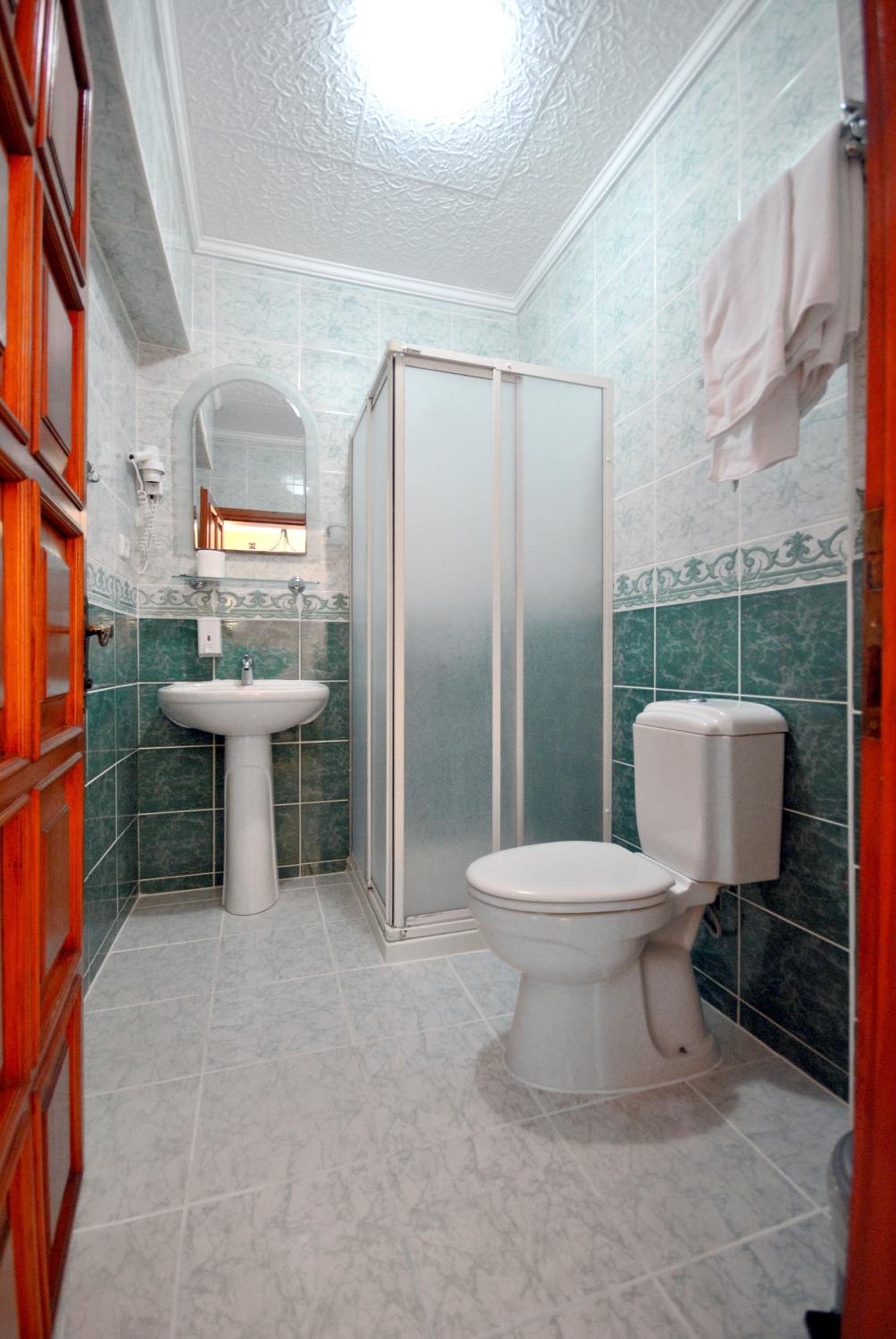 Side Otel - Image 11