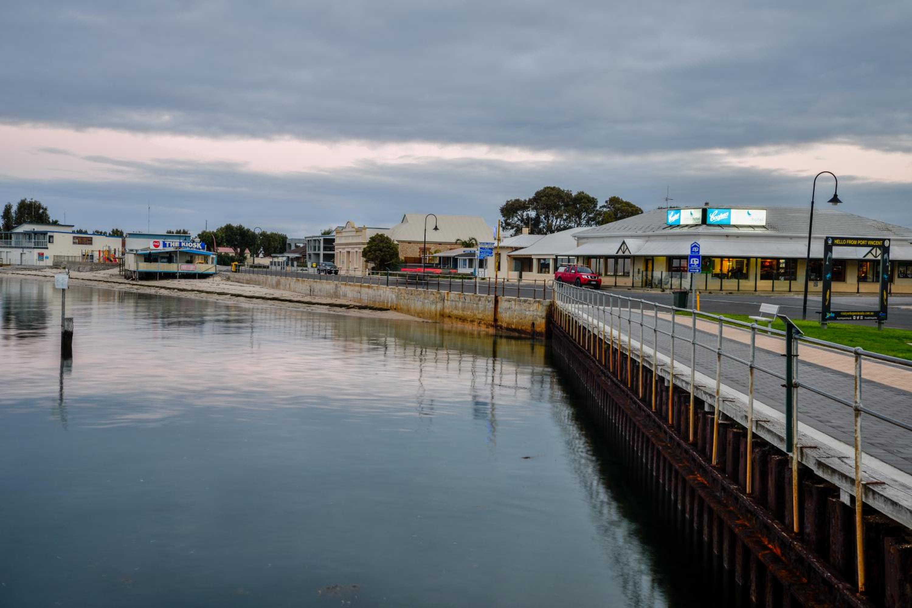 Port Vincent Motel & Apartments