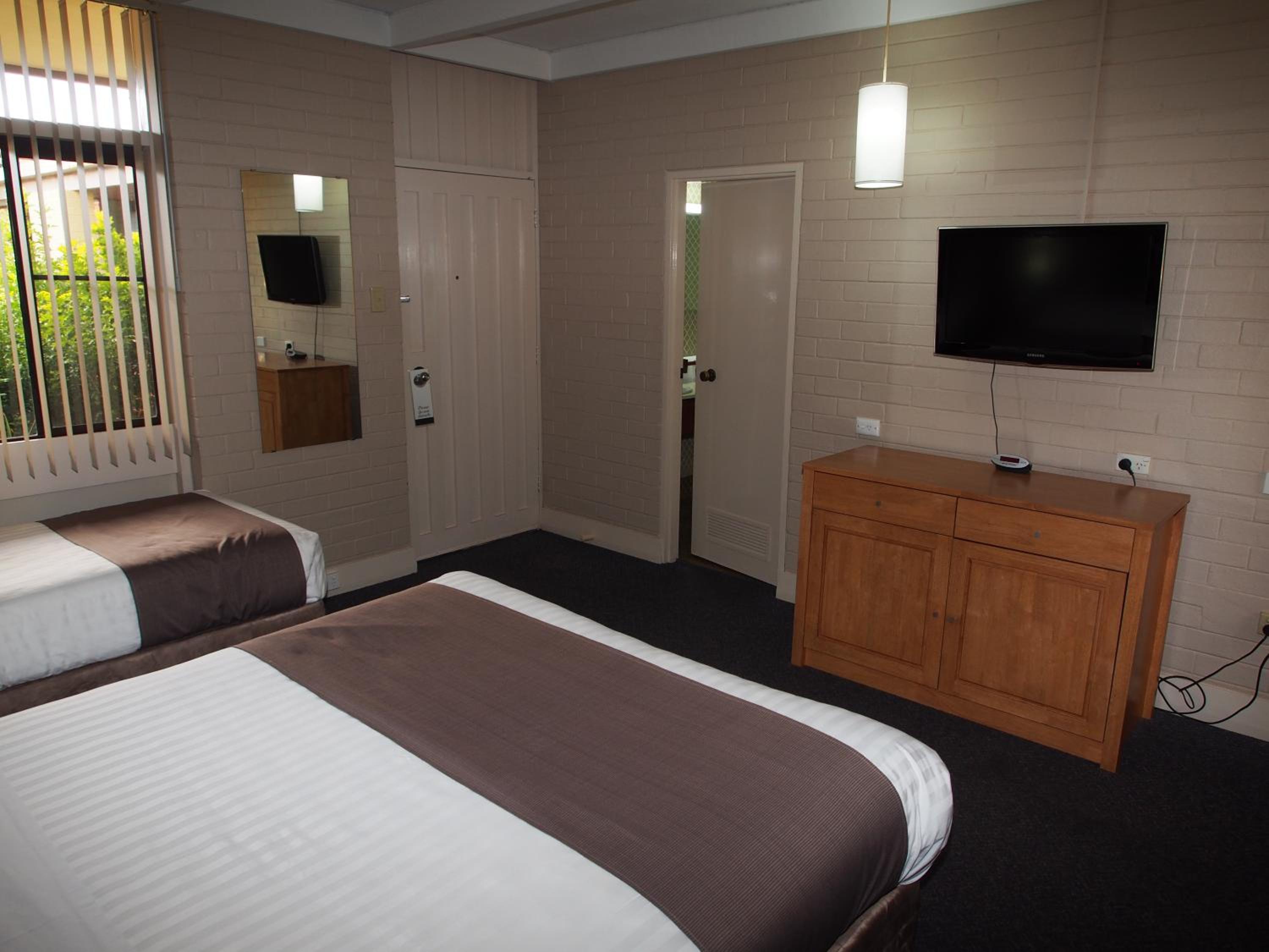 Dongara Hotel Motel