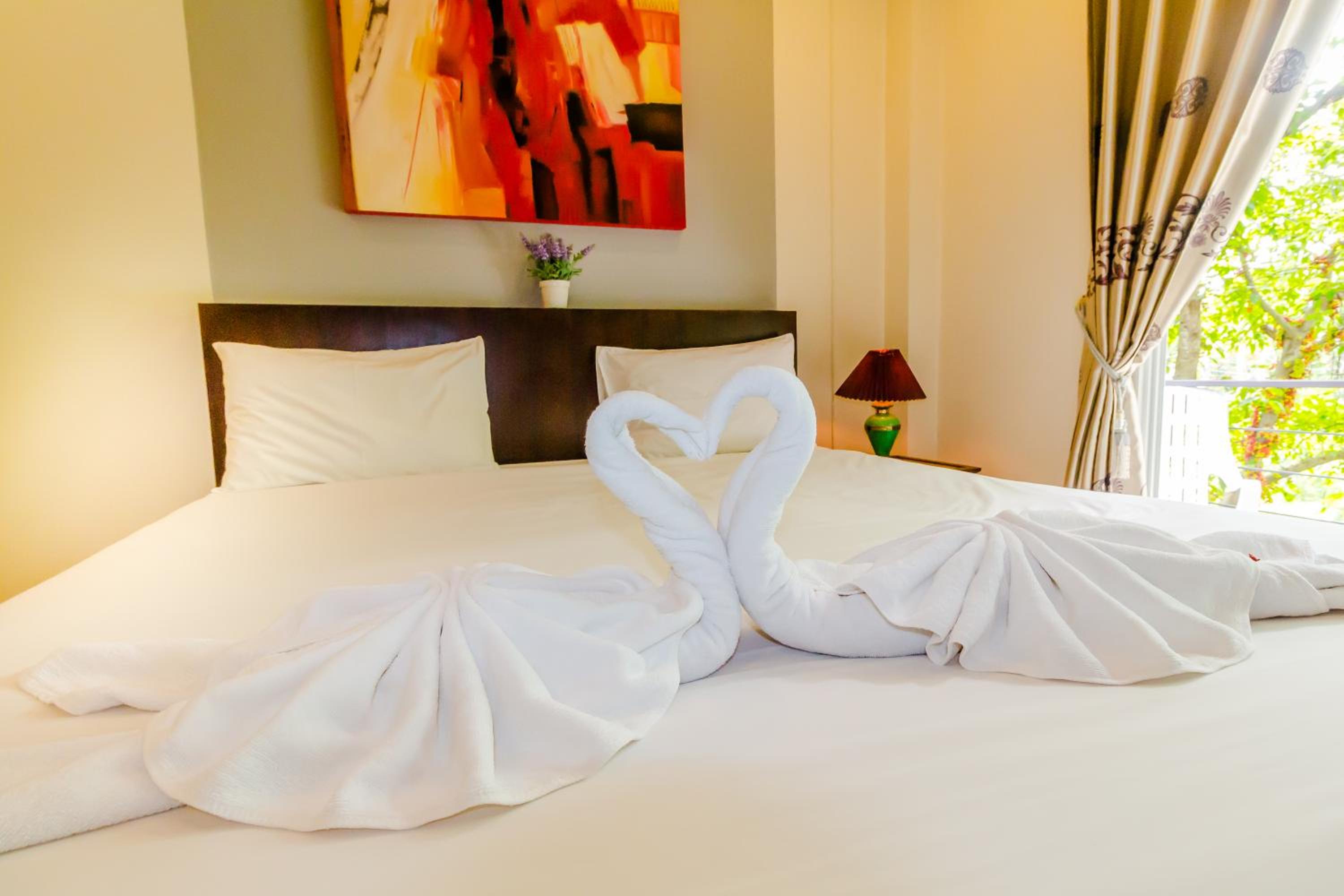 Baan Yuyen Karon Guesthouse
