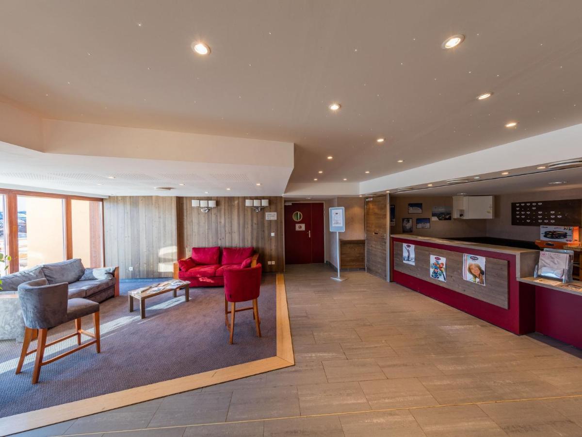 hotel reception