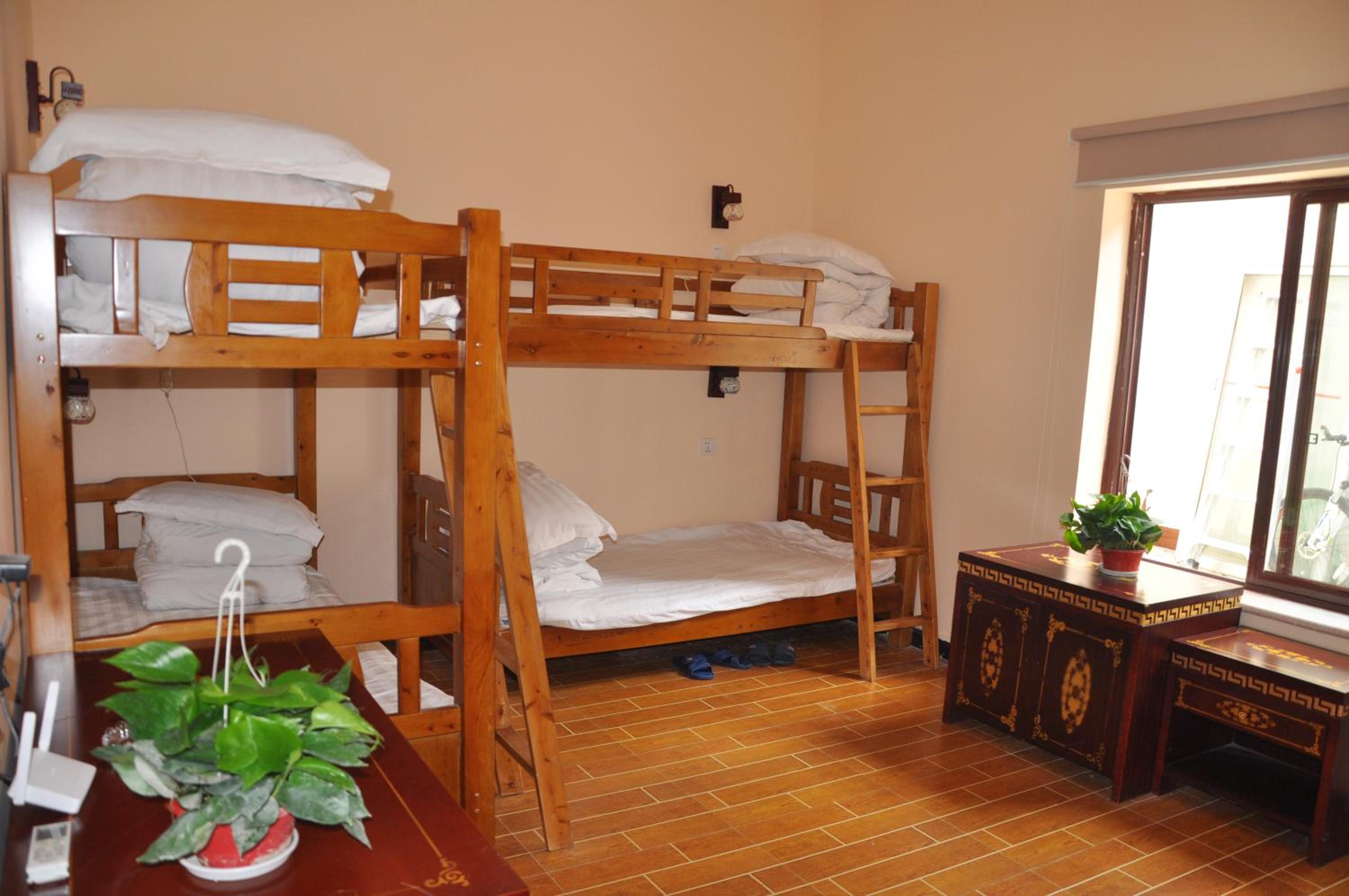 Holly's Hostel