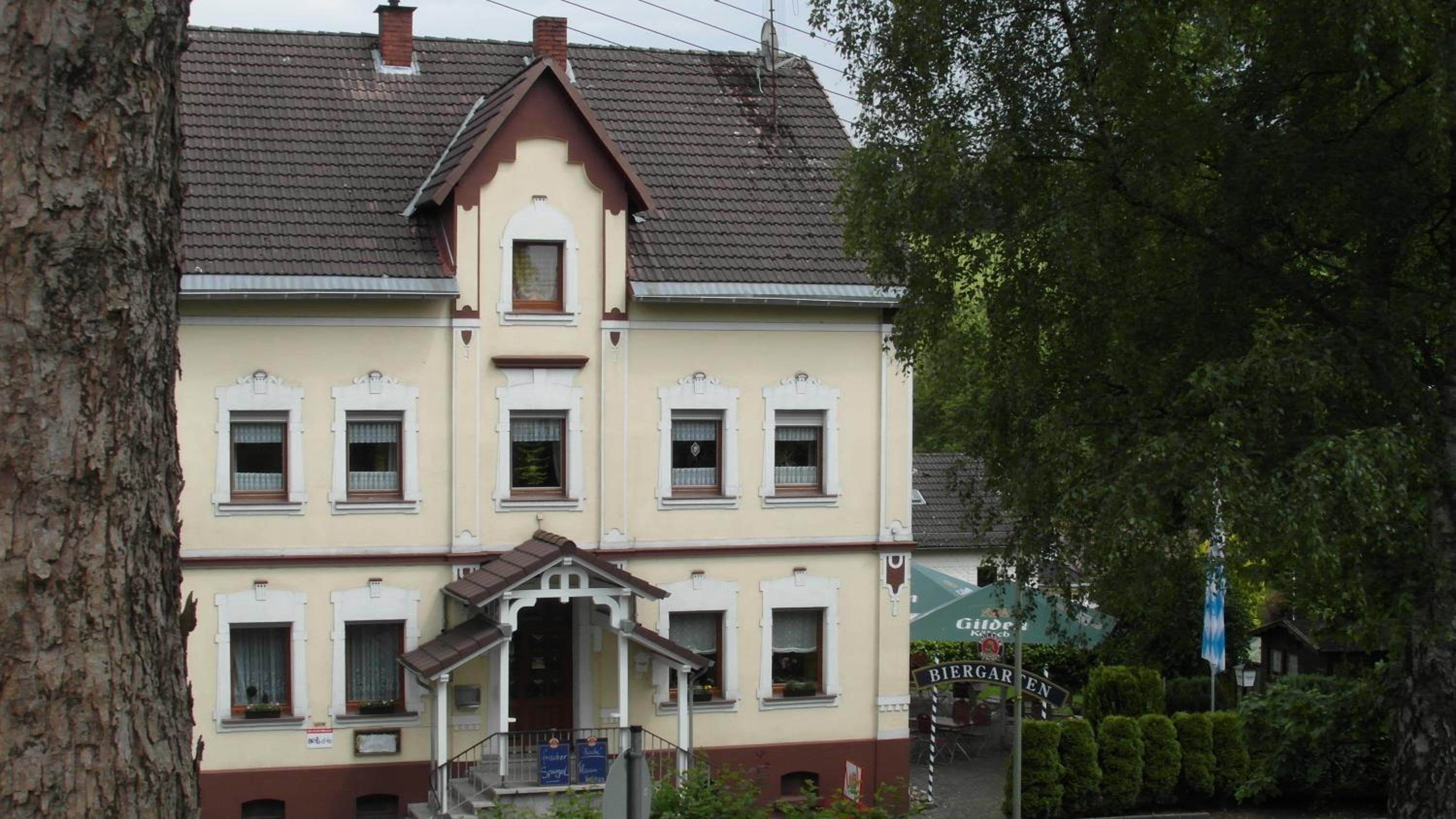 Photo 8