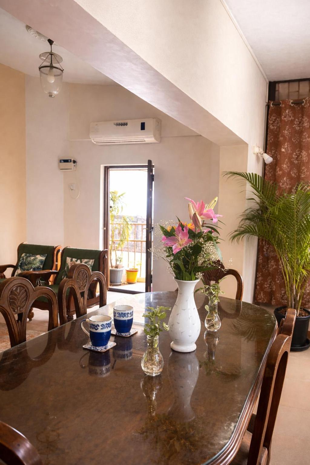RR Haus Candolim 2BHK Near Hyatt Centric