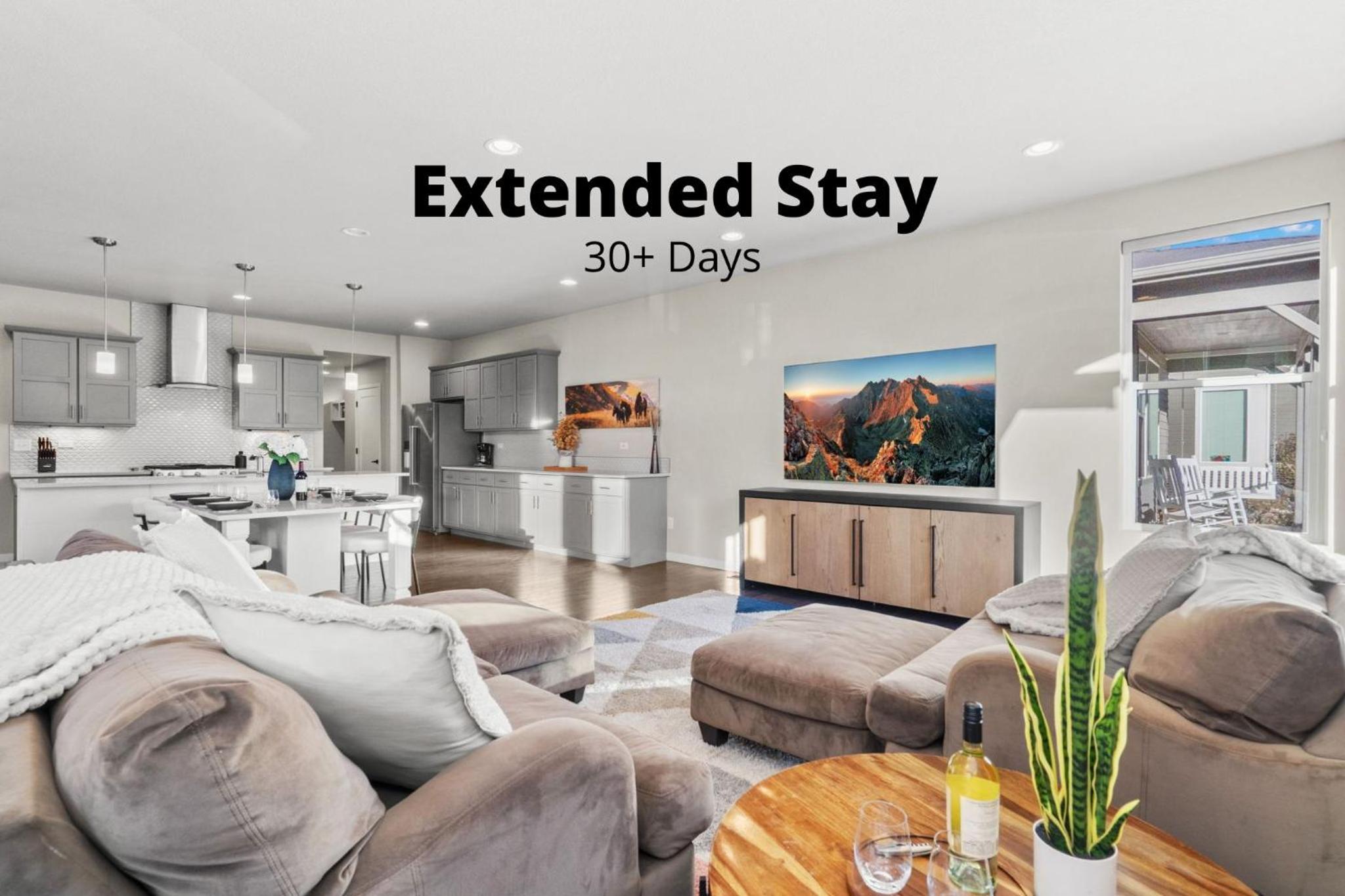 Comet Haus Modern 3BR with Office and King Beds