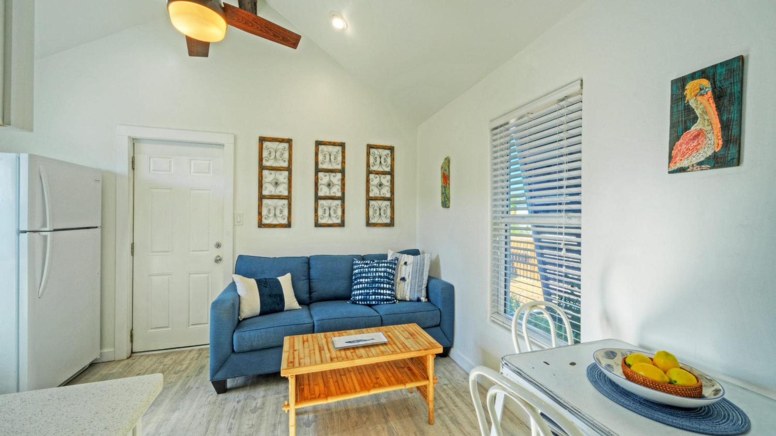 3 Cozy Cottages Fire Pit Walkable Location in Spanish Village