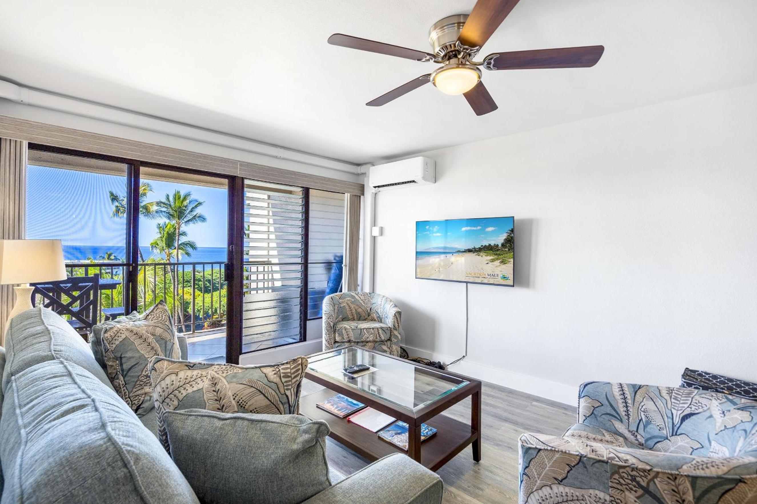 Kihei Akahi D-515: Newly Renovated Ocean View, No Carpet, 3 Zone Split AC, Wi-Fi
