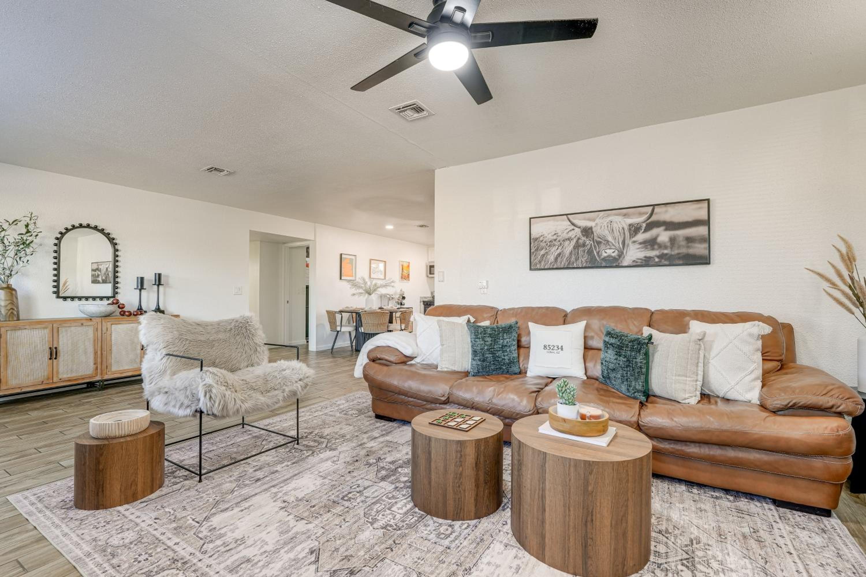Easy Walk to Dtwn Gilbert, Family-Friendly Oasis!