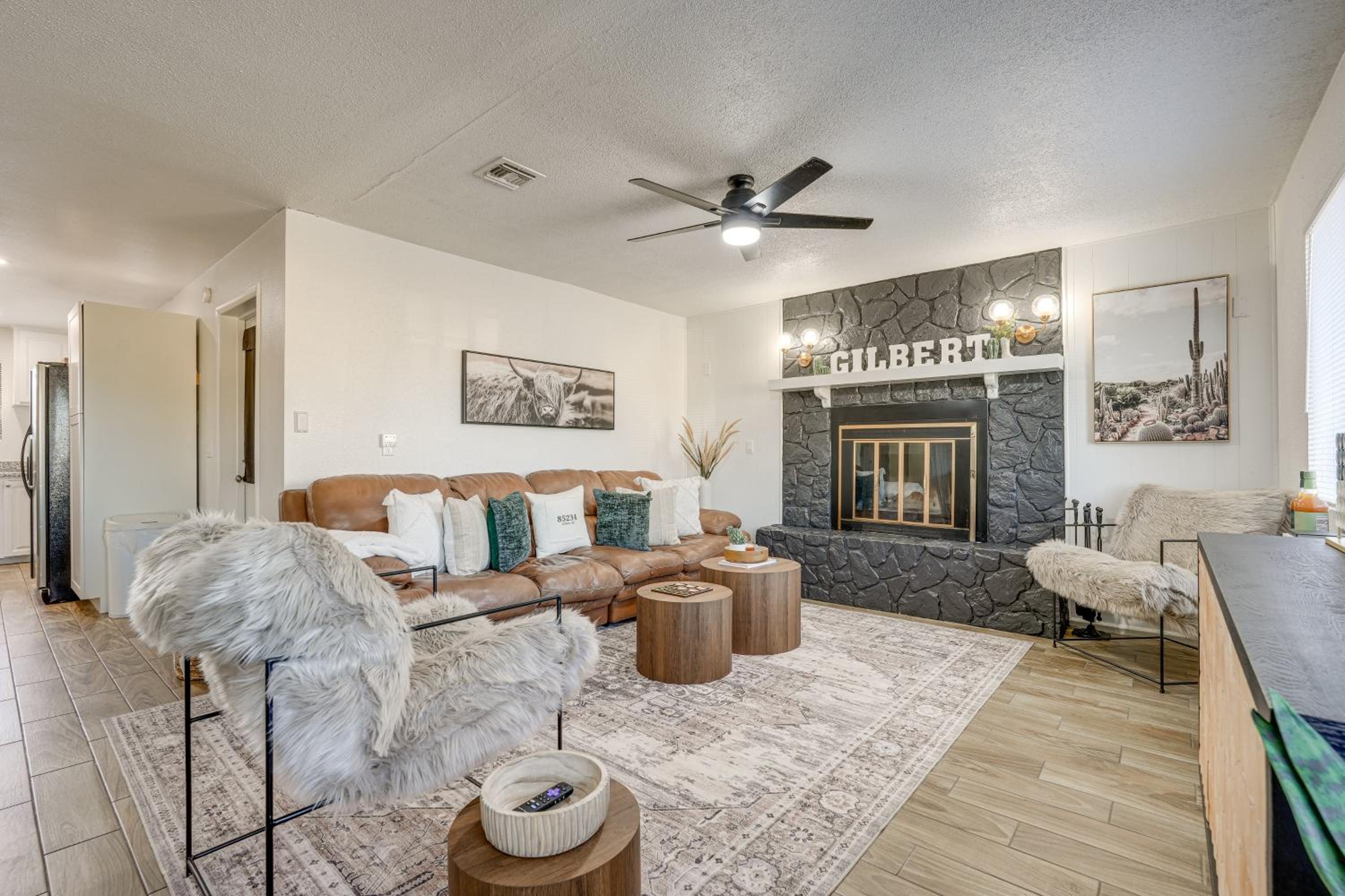 Easy Walk to Dtwn Gilbert, Family-Friendly Oasis!