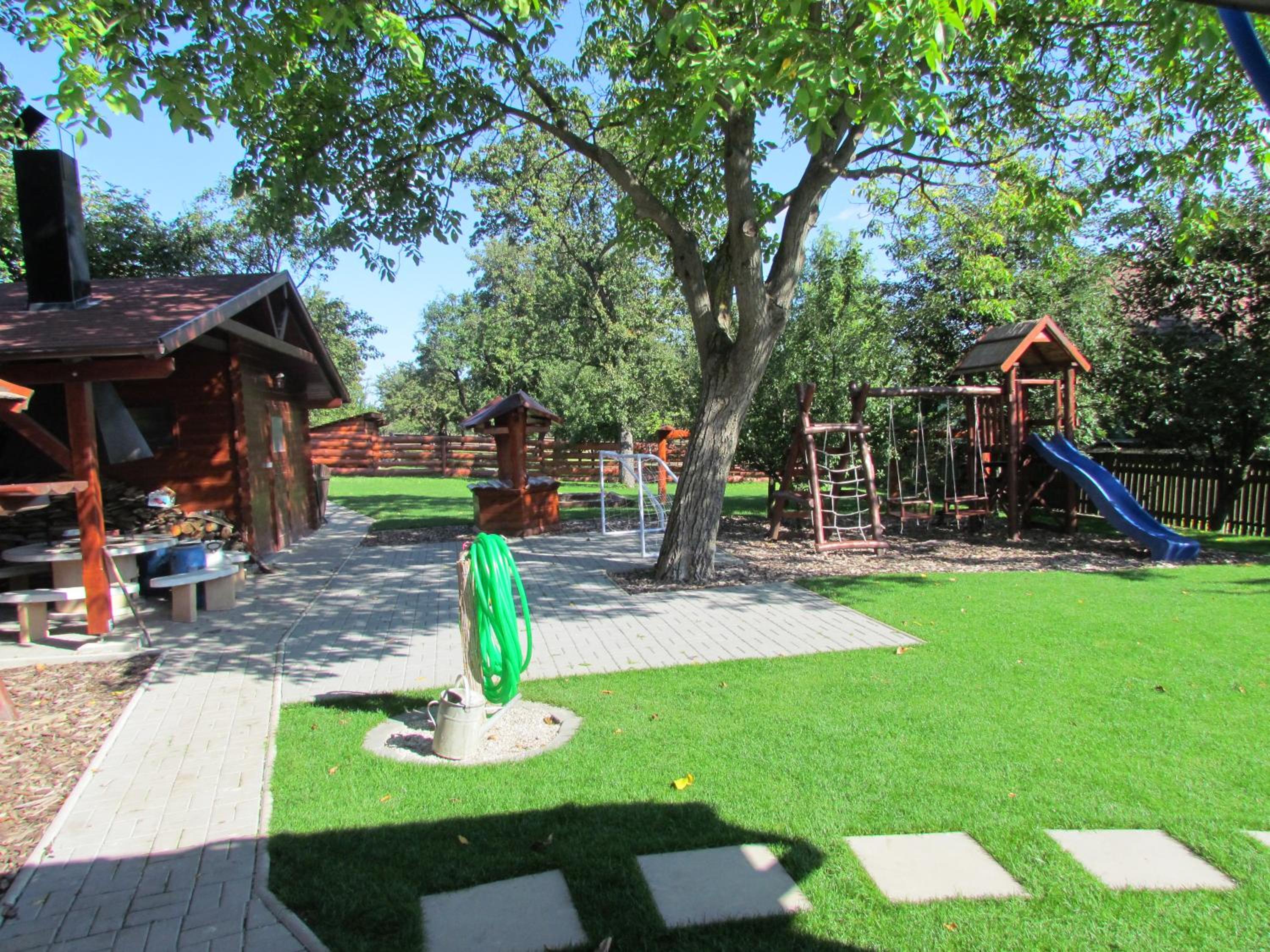 Photo 23