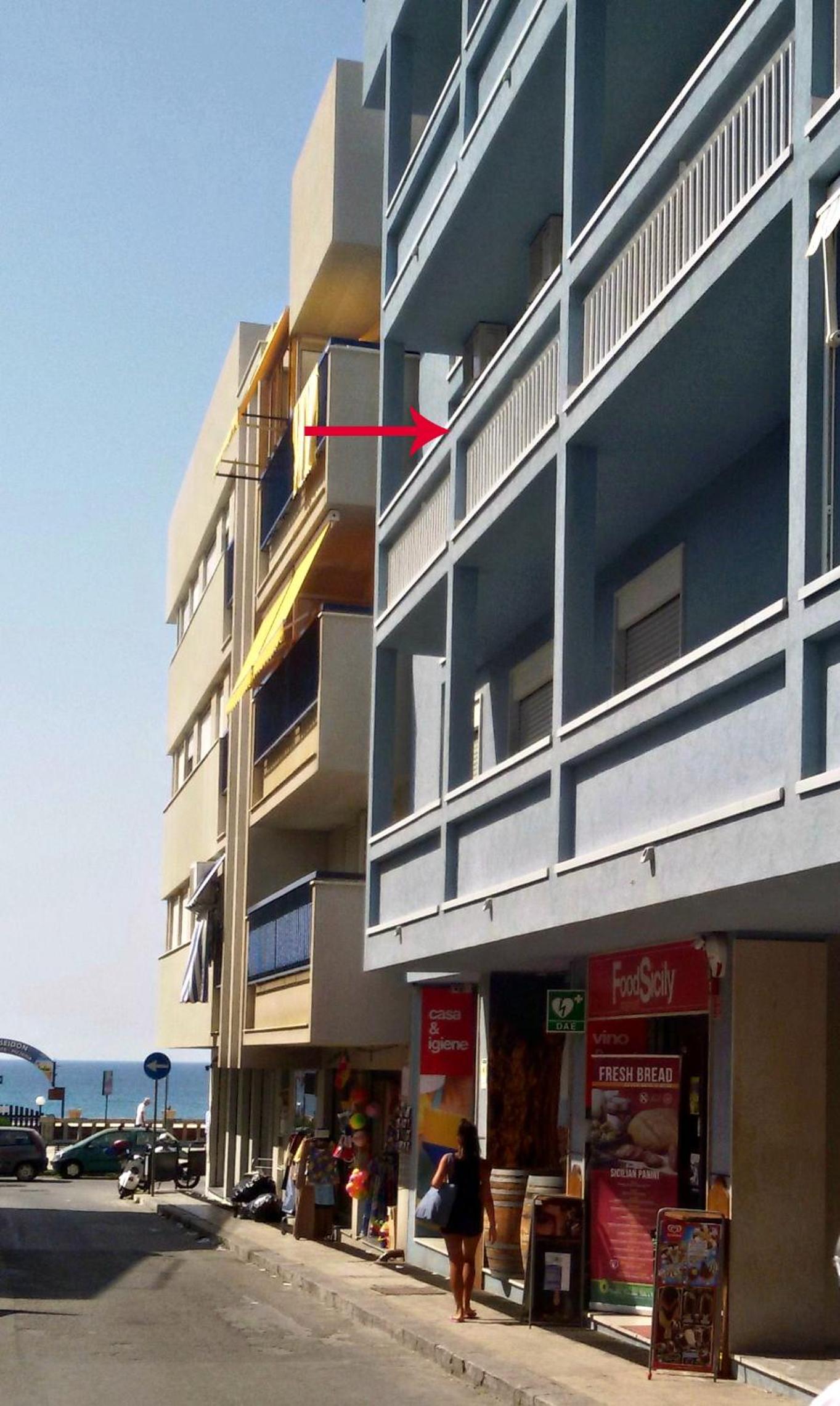 Hotel Archimede Lounge - Image 1