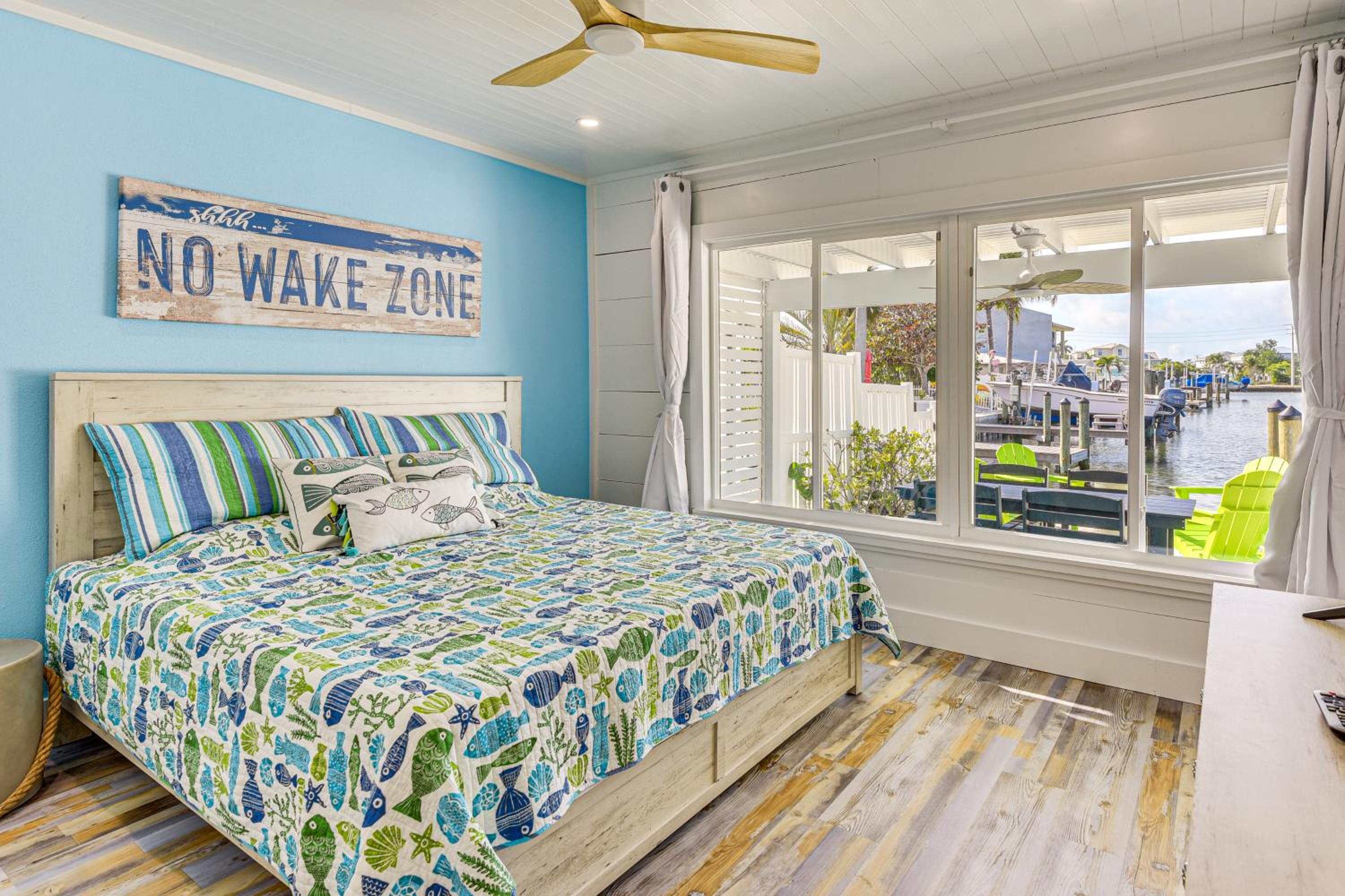 Near Beaches Waterfront Gem in Anna Maria Island!
