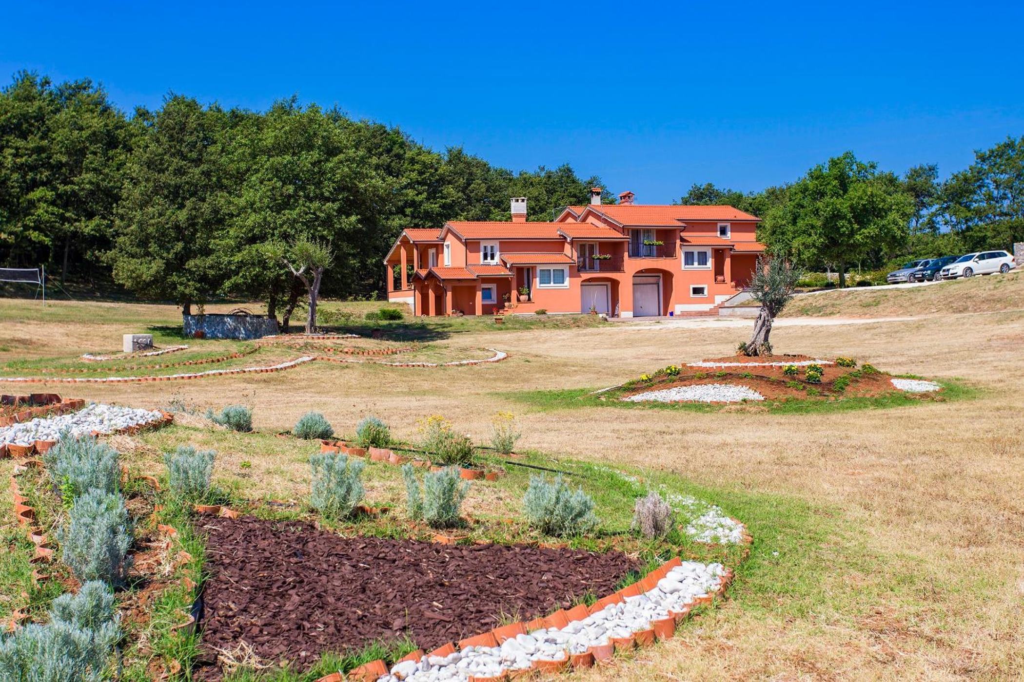 Apartments Matelici