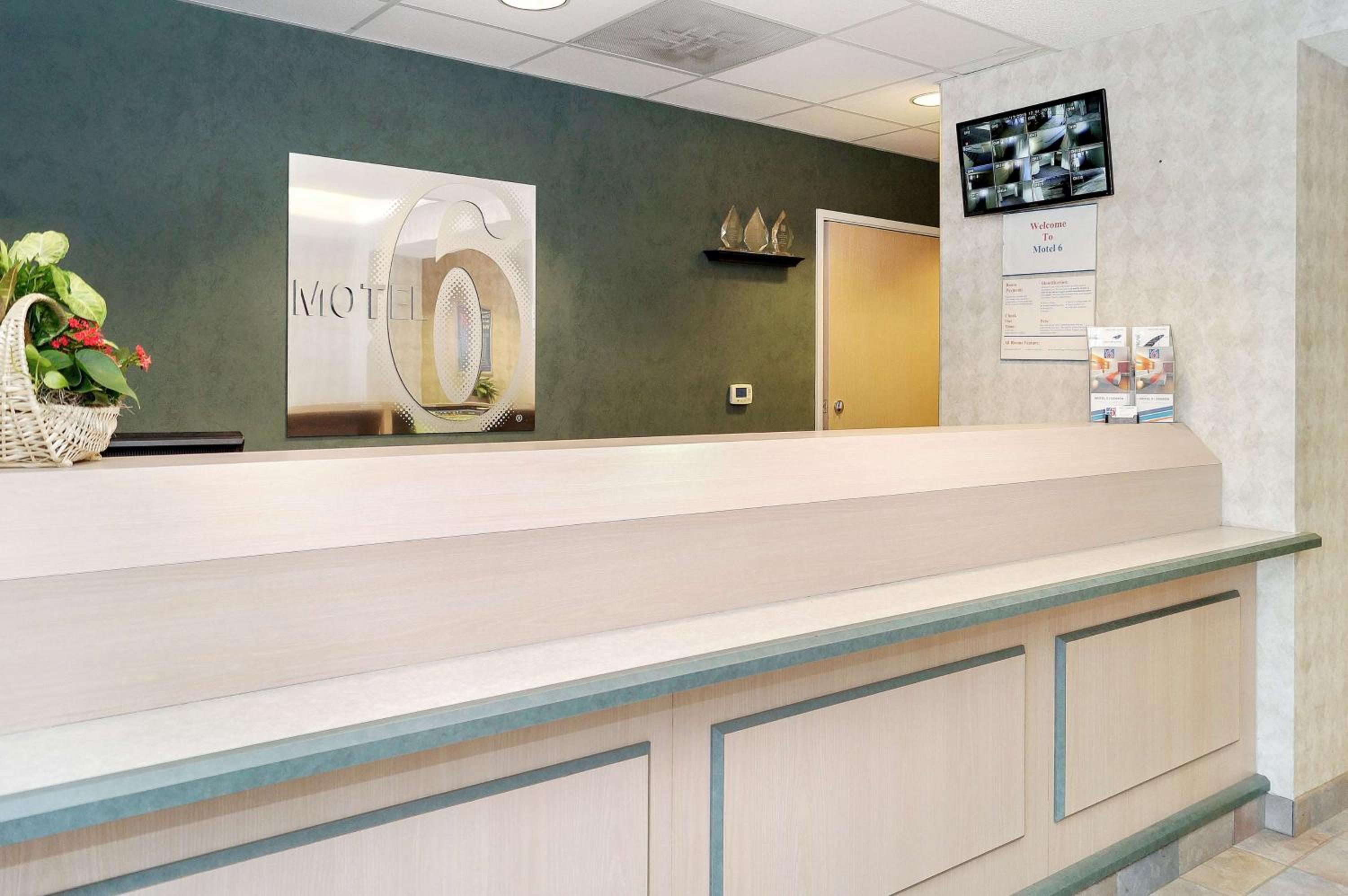 Peterborough Vacations - Motel 6-Peterborough, ON - Property Image 12