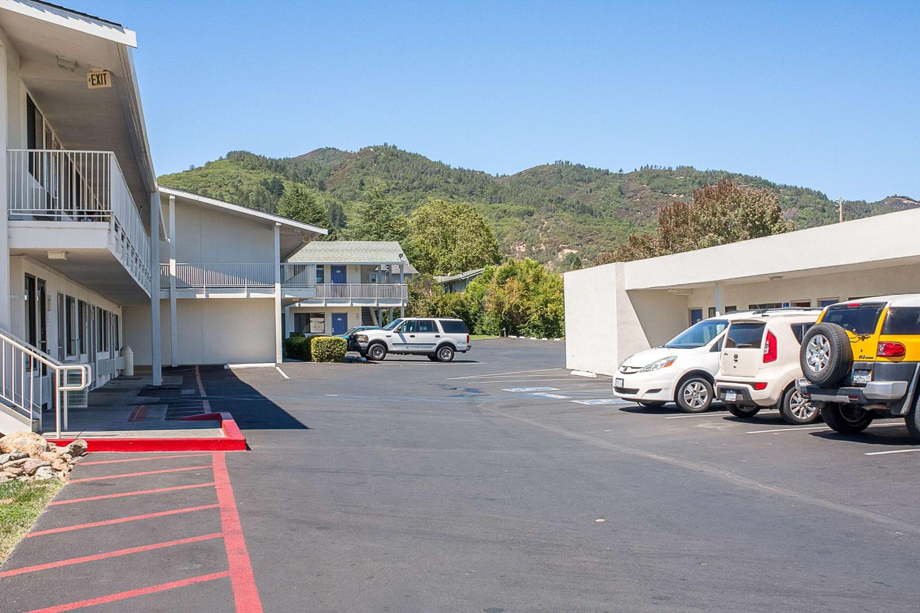 Motel 6-Ukiah, CA