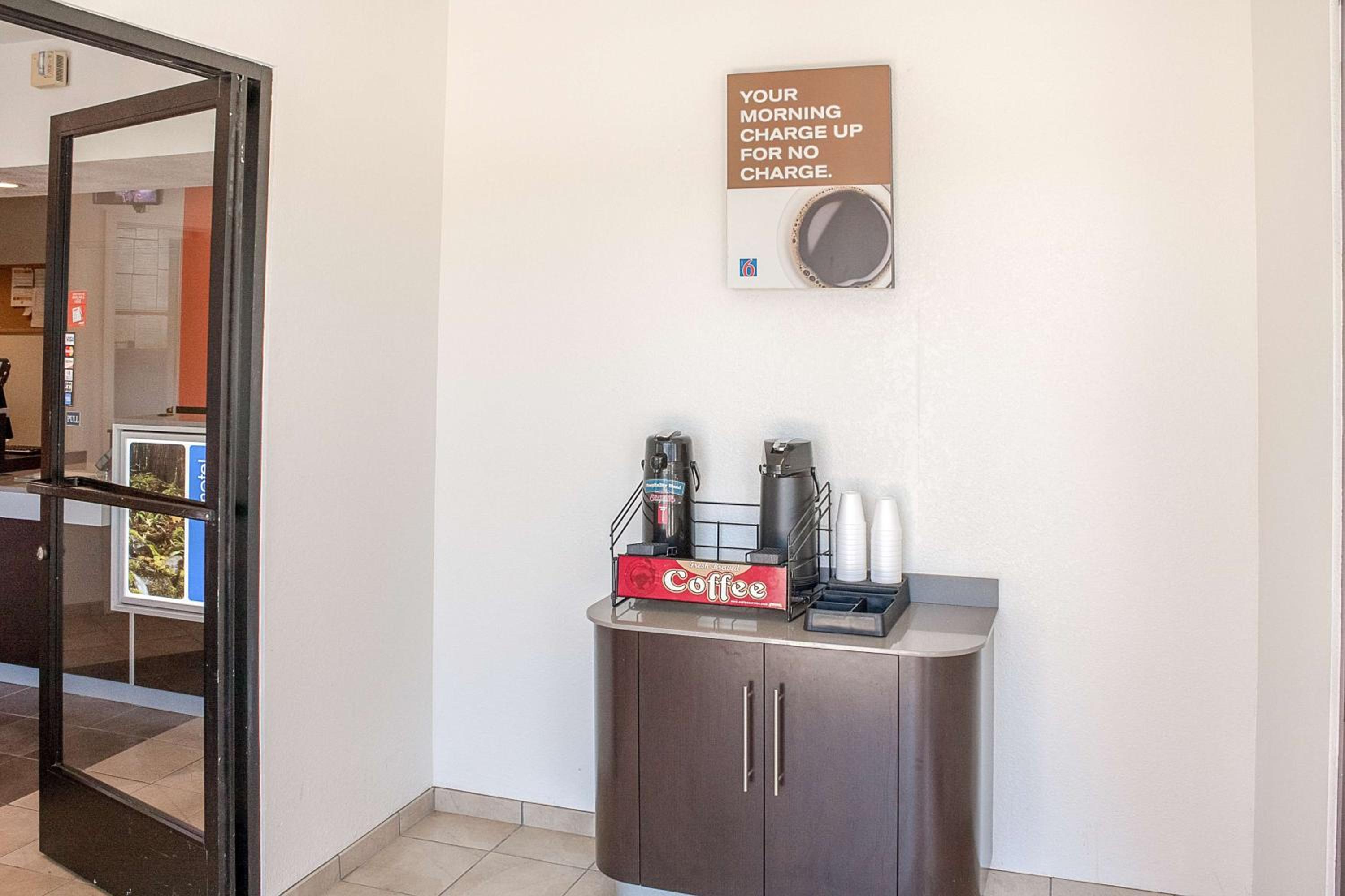 Motel 6-Ukiah, CA