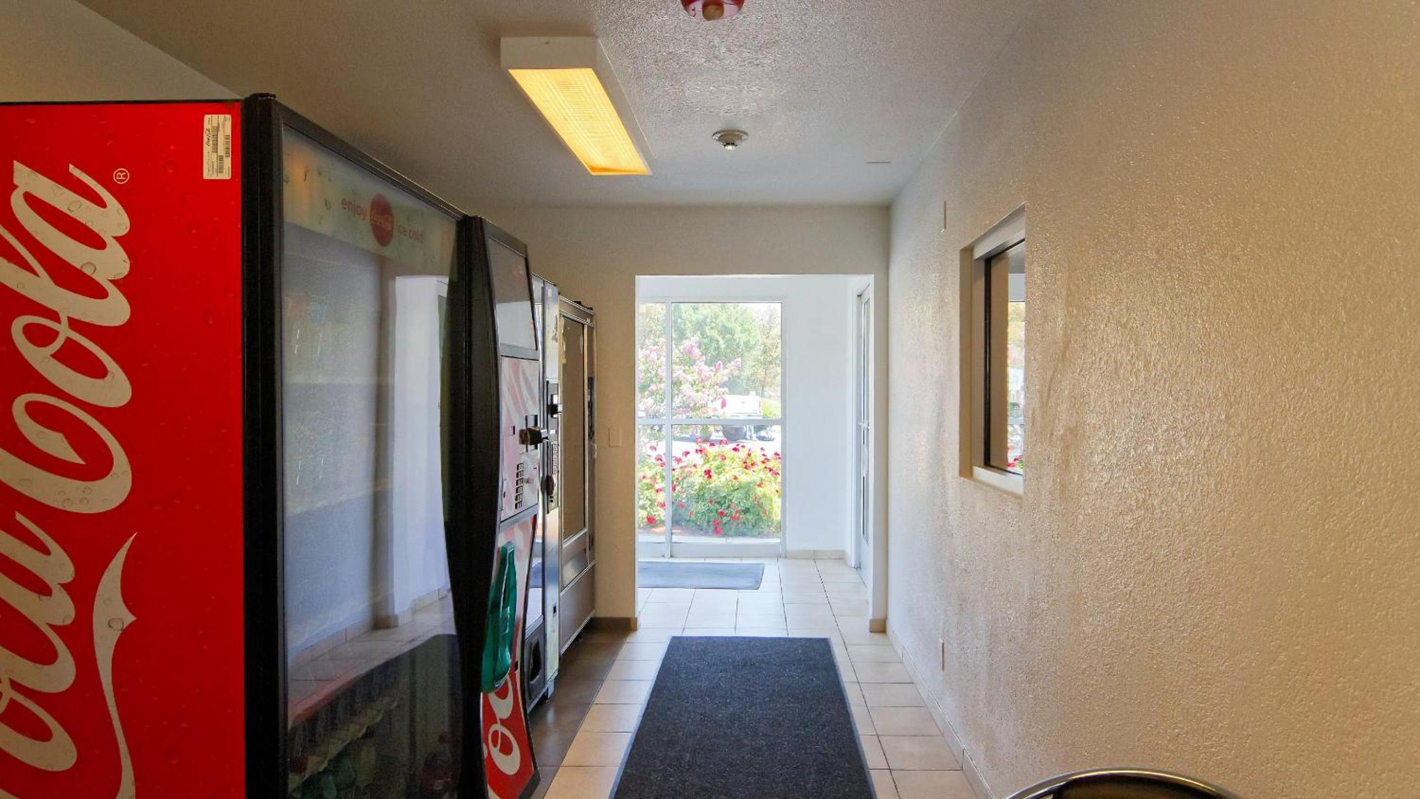 Motel 6-Chico, CA
