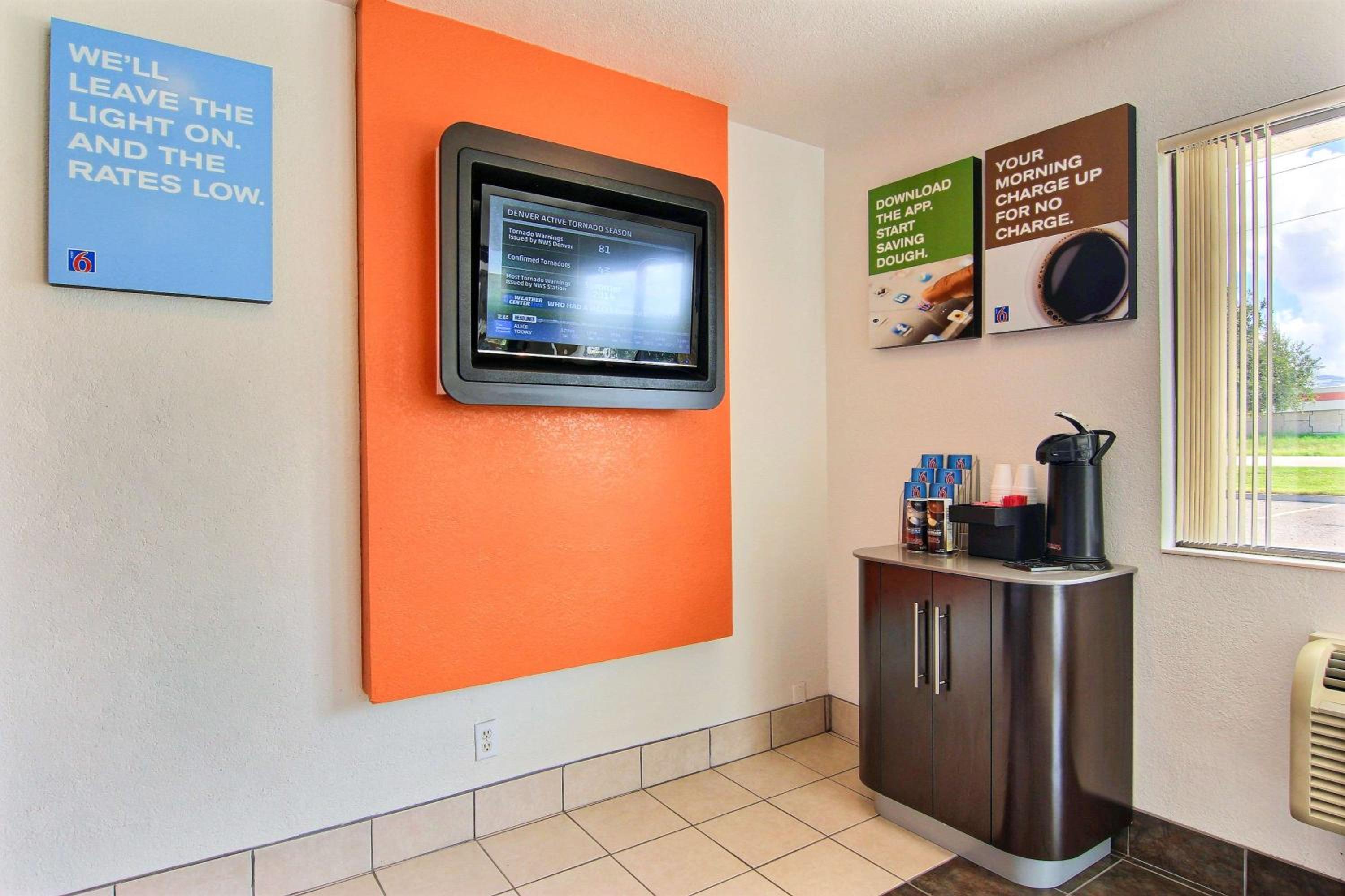 Motel 6-Kingsville, TX