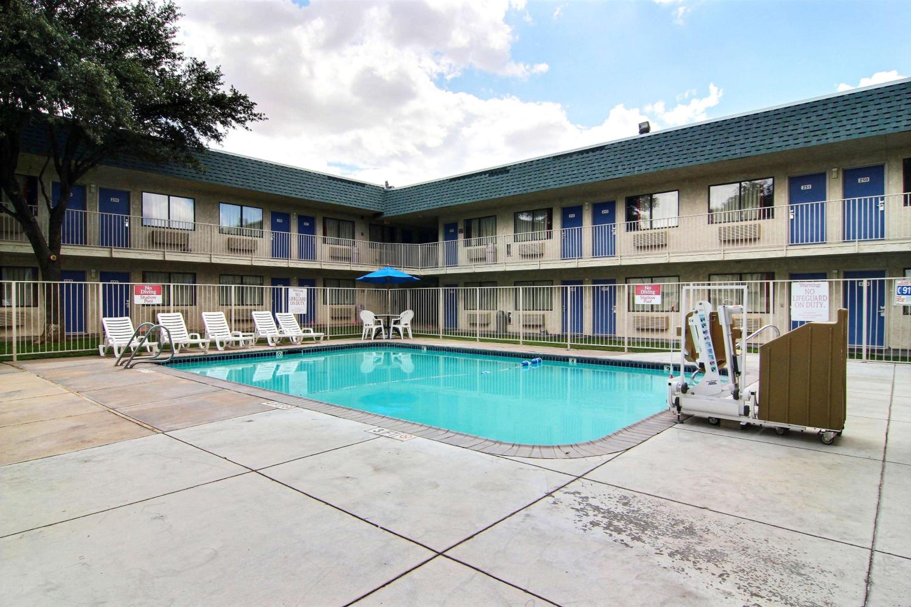 Motel 6-Fort Stockton, TX